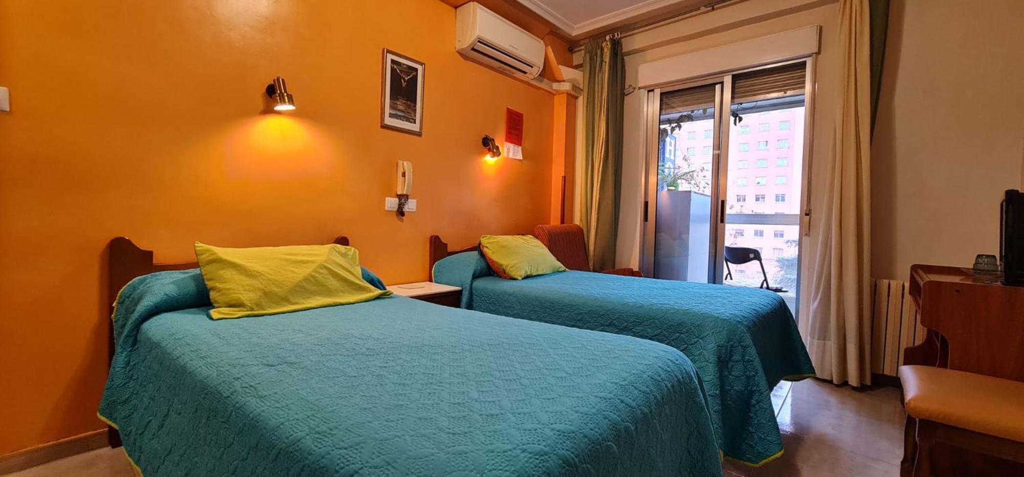 Hostal Ramón y Cajal