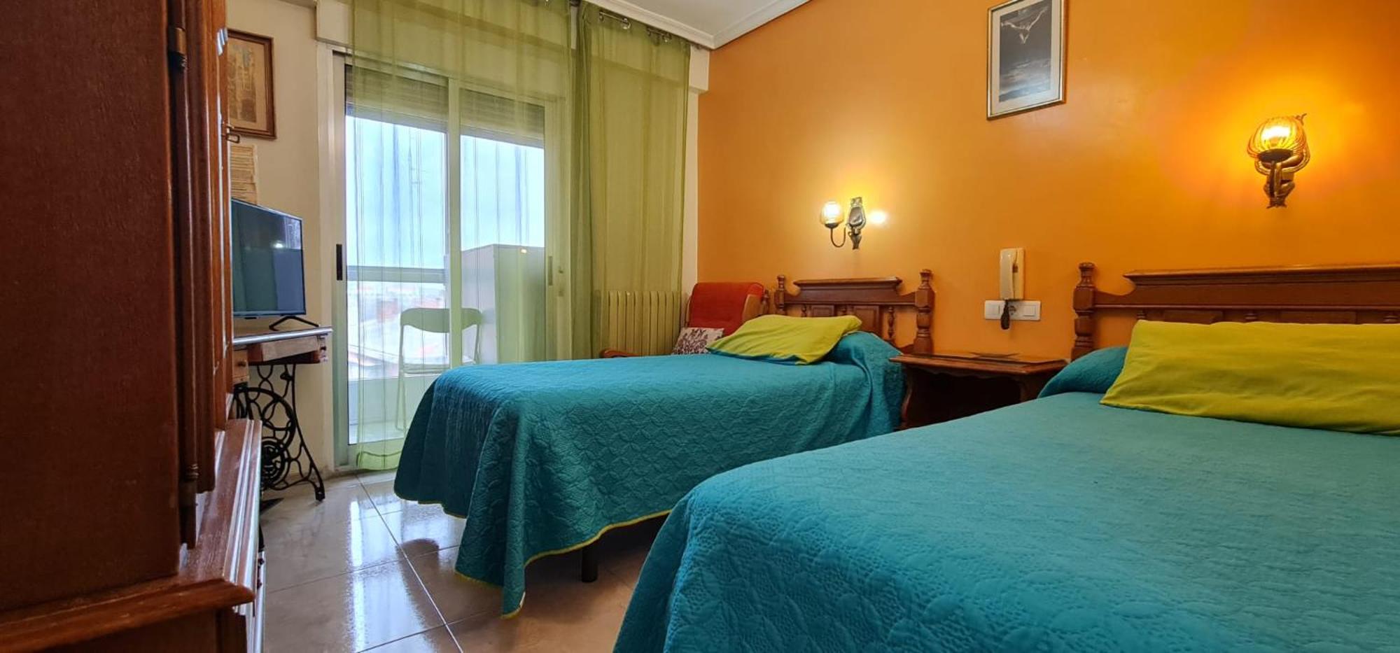 Hostal Ramón y Cajal