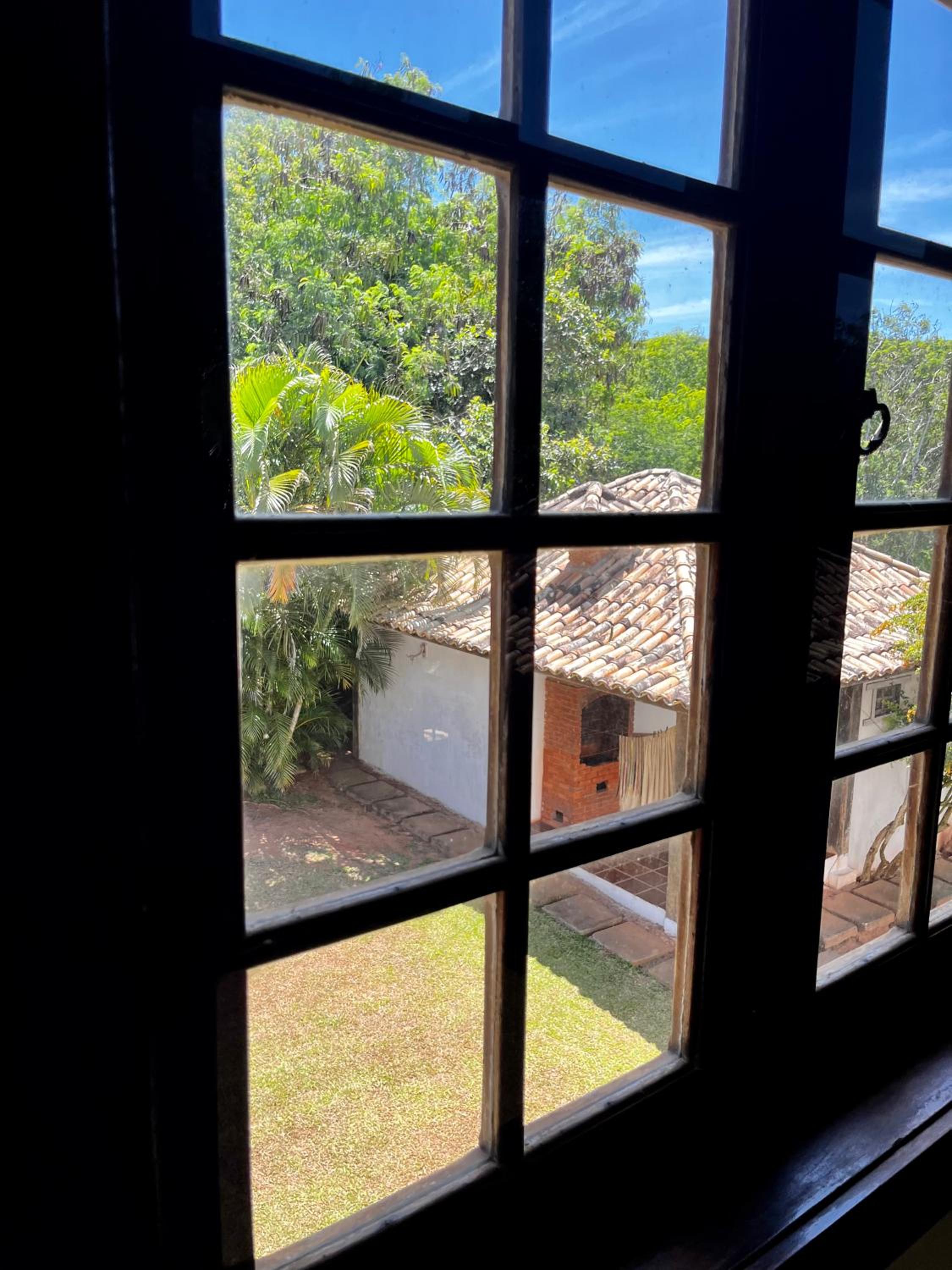 Fabulosa Casa em Cond. próximo a Rua das Pedras
