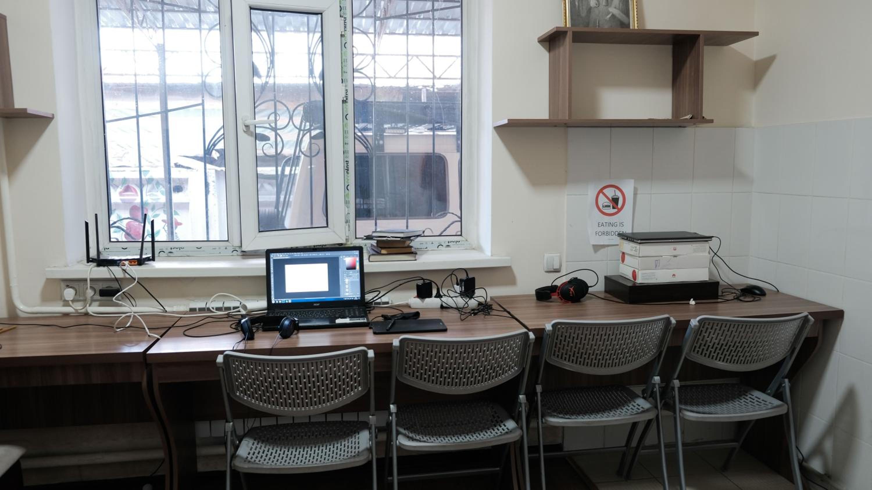 Apple Hostel Bishkek 27