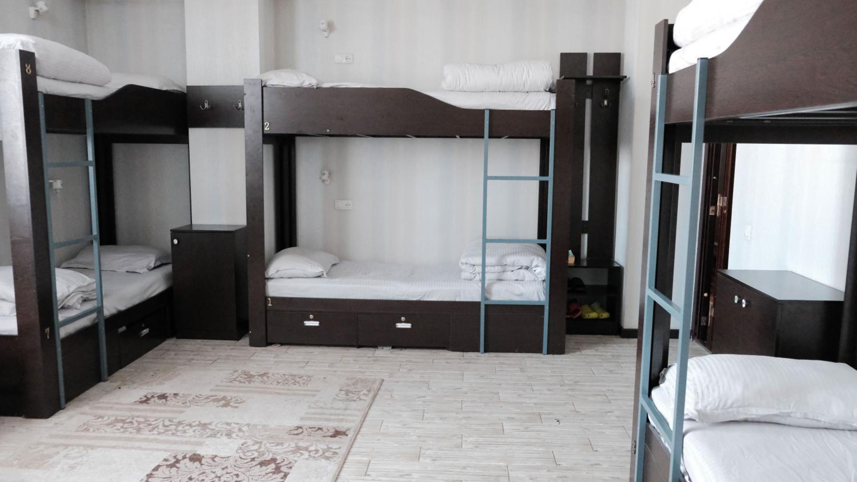 Apple Hostel Bishkek 137