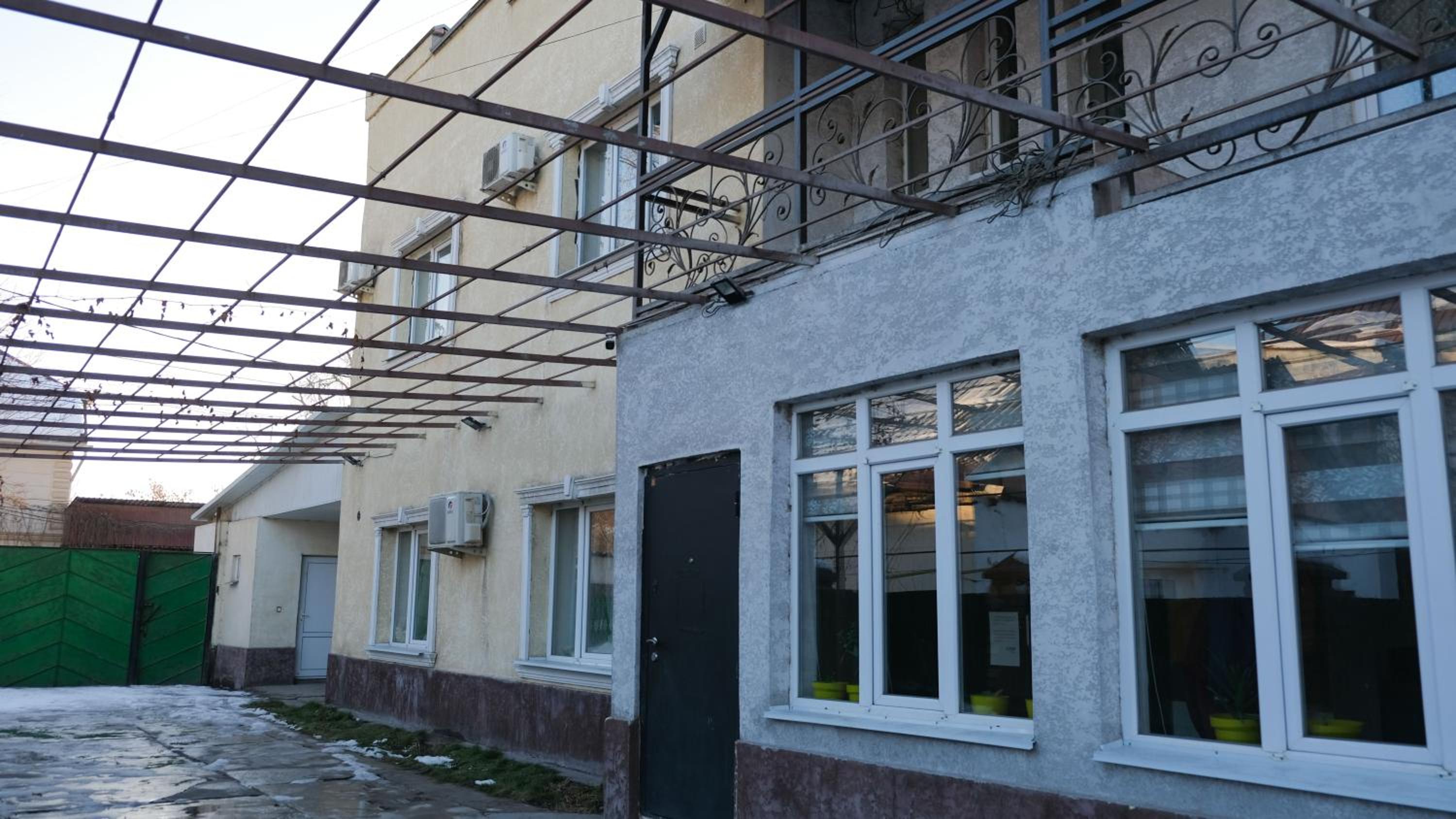 Apple Hostel Bishkek 139