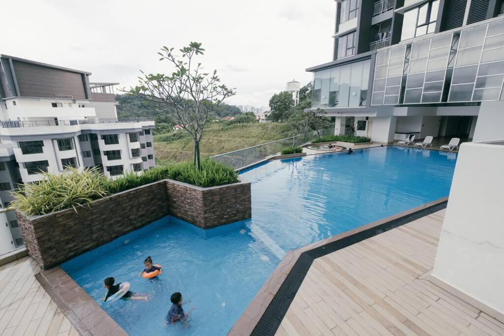 Mini House Gombak 2BR 5pax Ayuman Suites