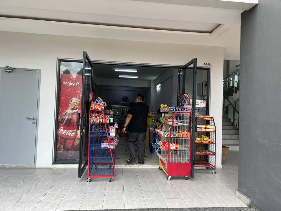 Mini House Gombak 2BR 5pax Ayuman Suites