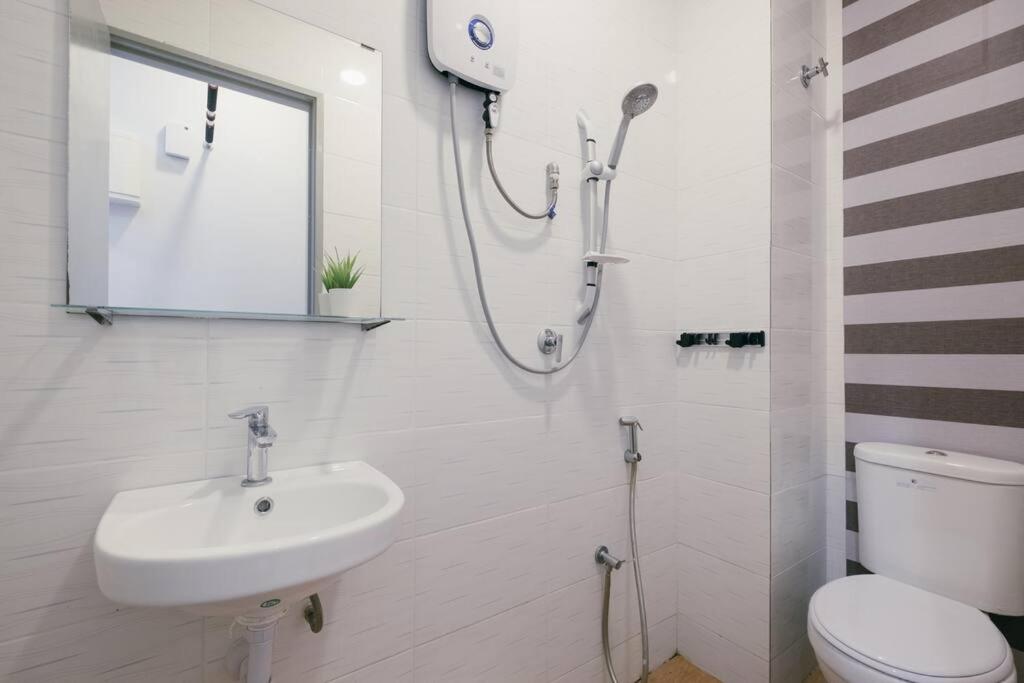Mini House Gombak 2BR 5pax Ayuman Suites