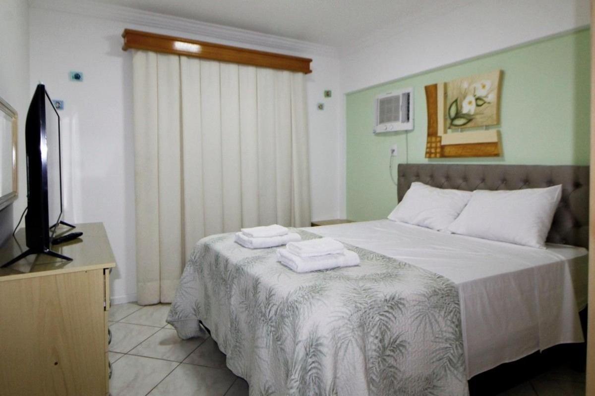 1025 Ampla cobertura duplex na Praia de Bombinhas 50mts do mar