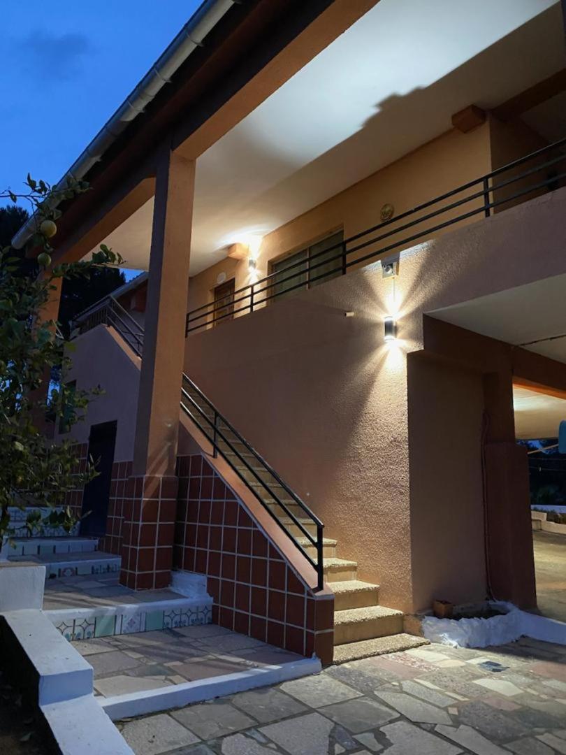 Villa Célia Alzira