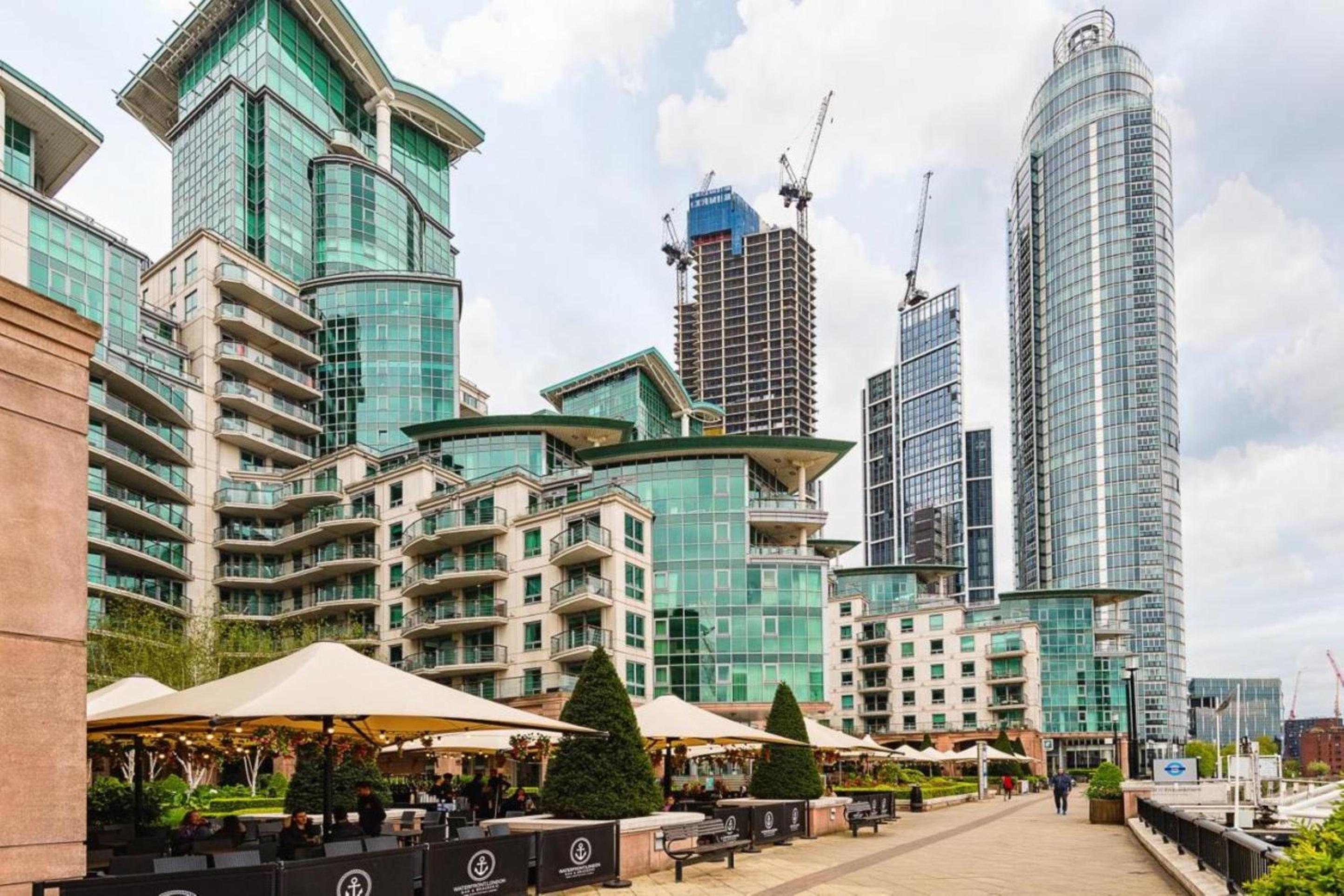 Central LONDON 2 Bedroom US EMBASSY London Eye and Riverside view panoramic balcony