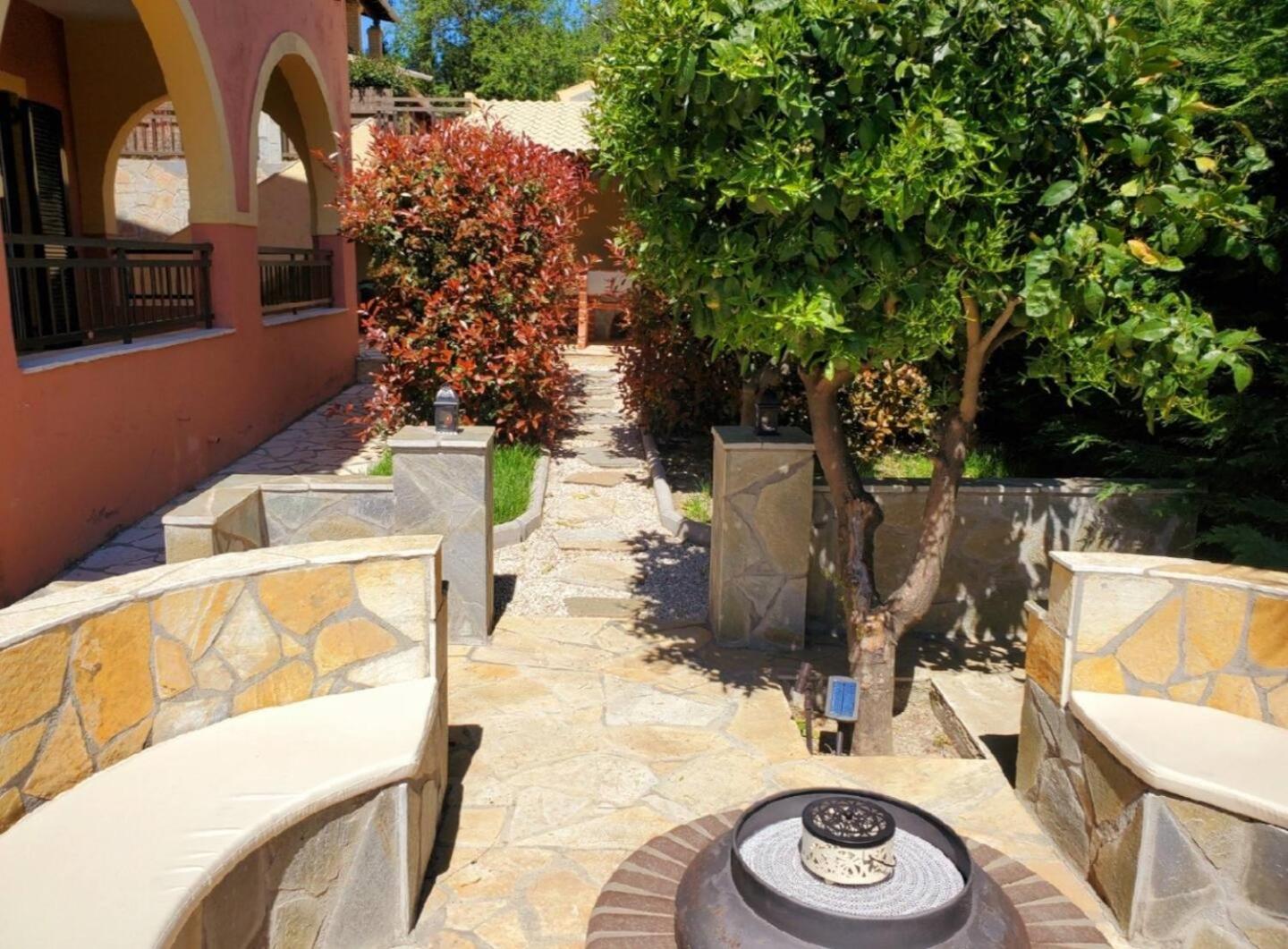 The Four Seasons House City Villa with Pool view 3