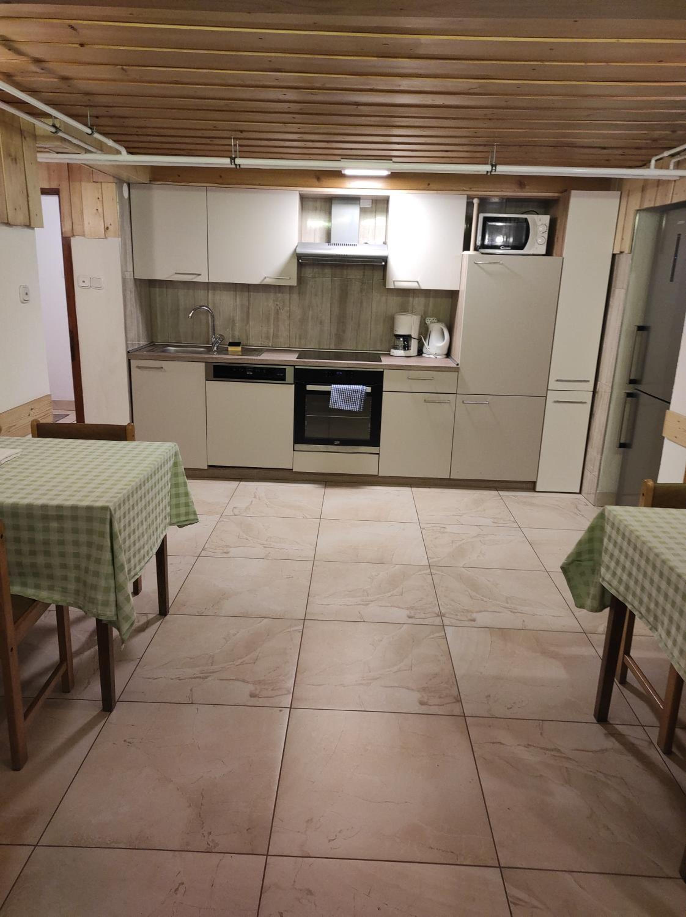 APARTMAJI-SOBE-PRI UKCU Bohinj