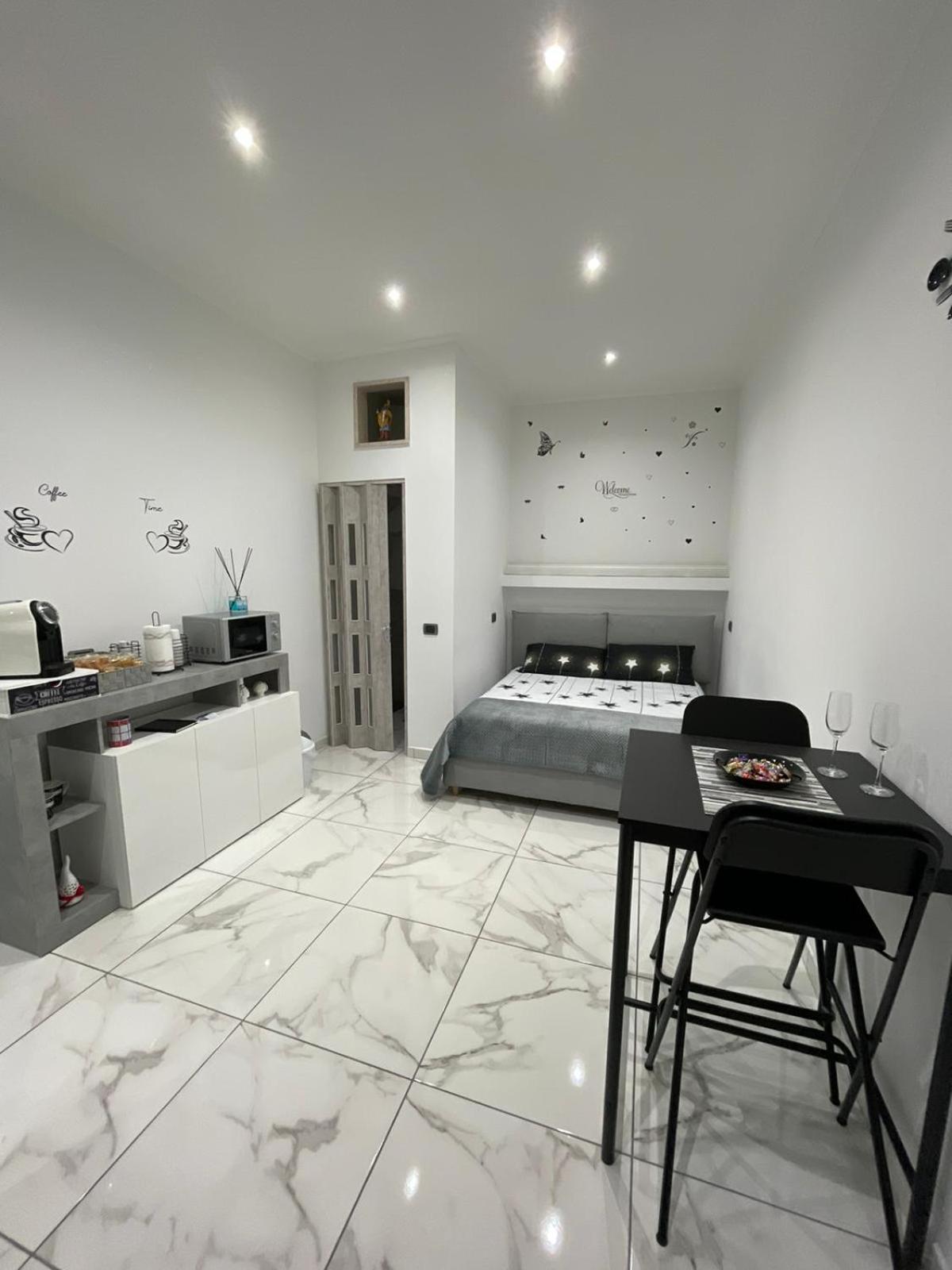 Room Nicol