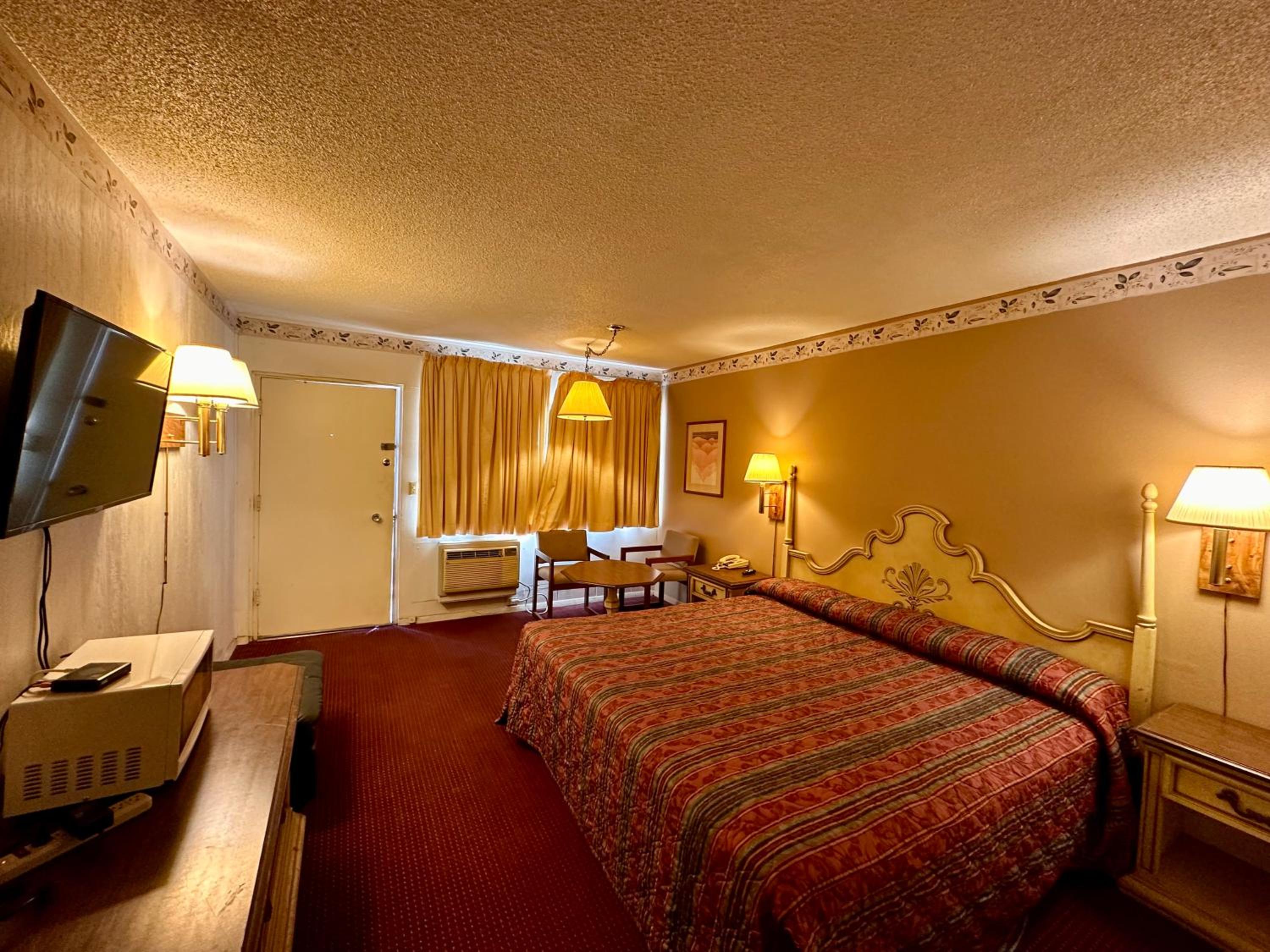 The Hastings Inn Salina