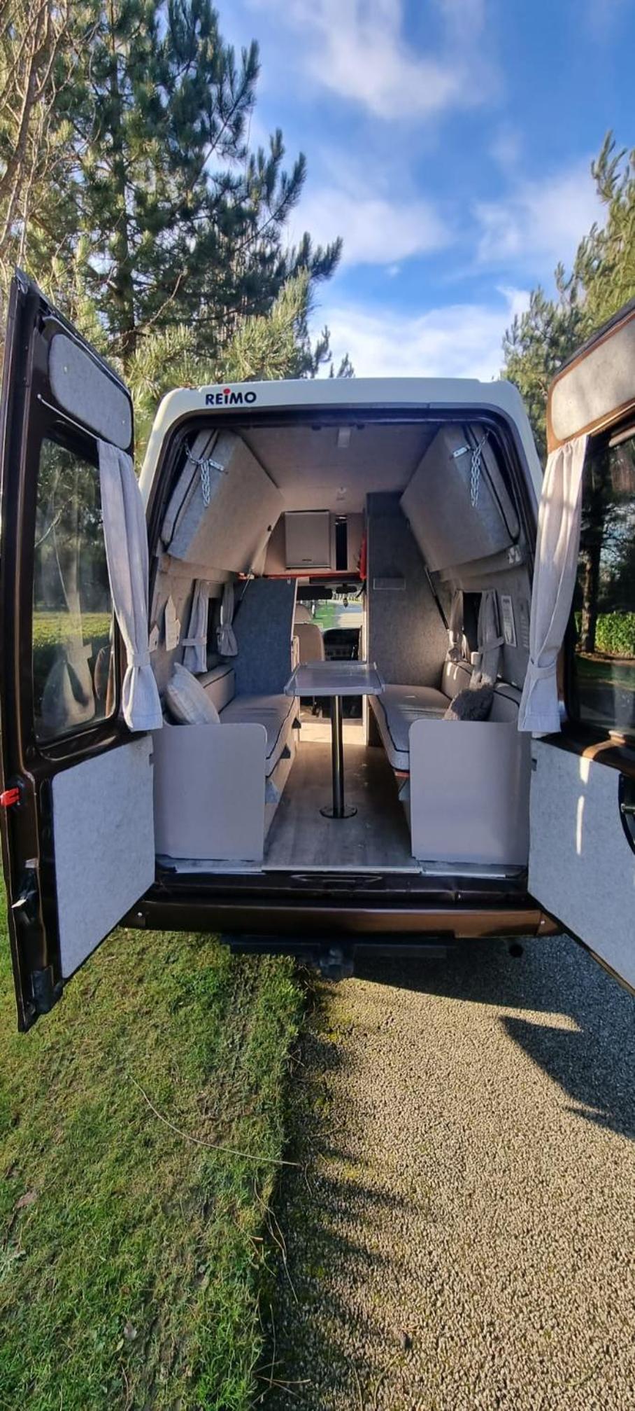 RETRO CAMPER HIRE LTD Campervan Hire Company