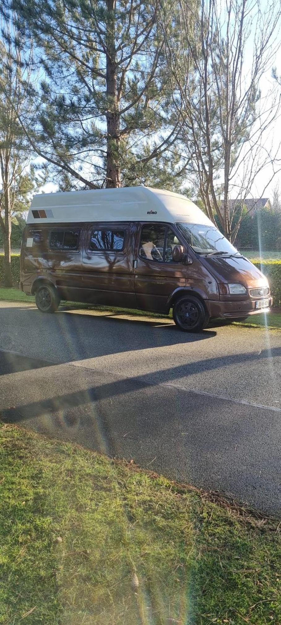 RETRO CAMPER HIRE LTD Campervan Hire Company
