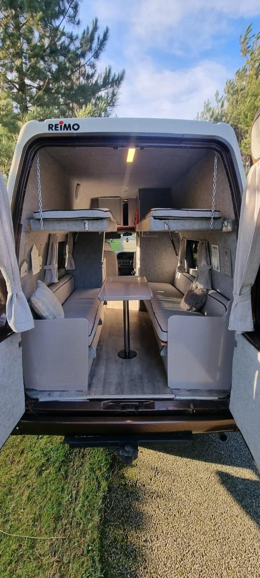 RETRO CAMPER HIRE LTD Campervan Hire Company