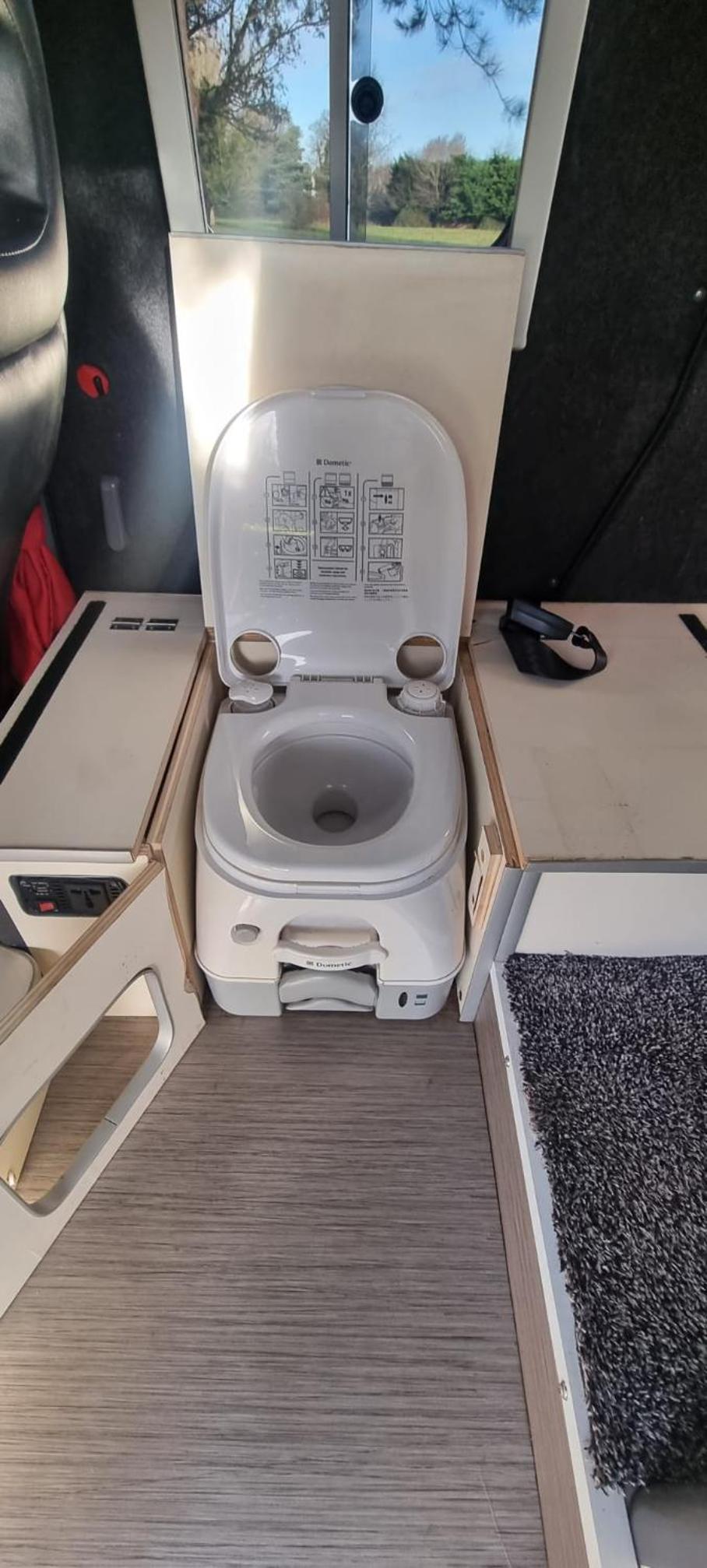 RETRO CAMPER HIRE LTD Campervan Hire Company