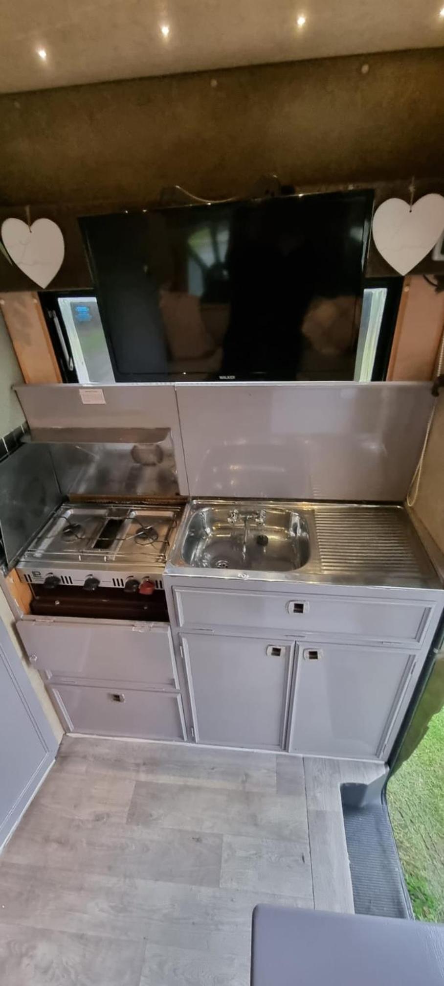 RETRO CAMPER HIRE LTD Campervan Hire Company
