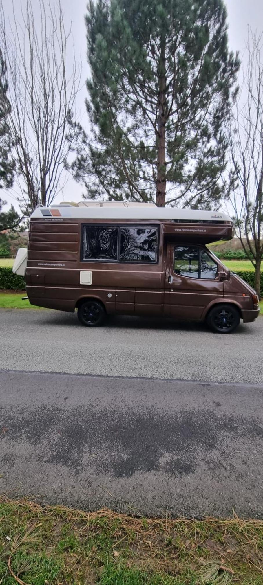 RETRO CAMPER HIRE LTD Campervan Hire Company