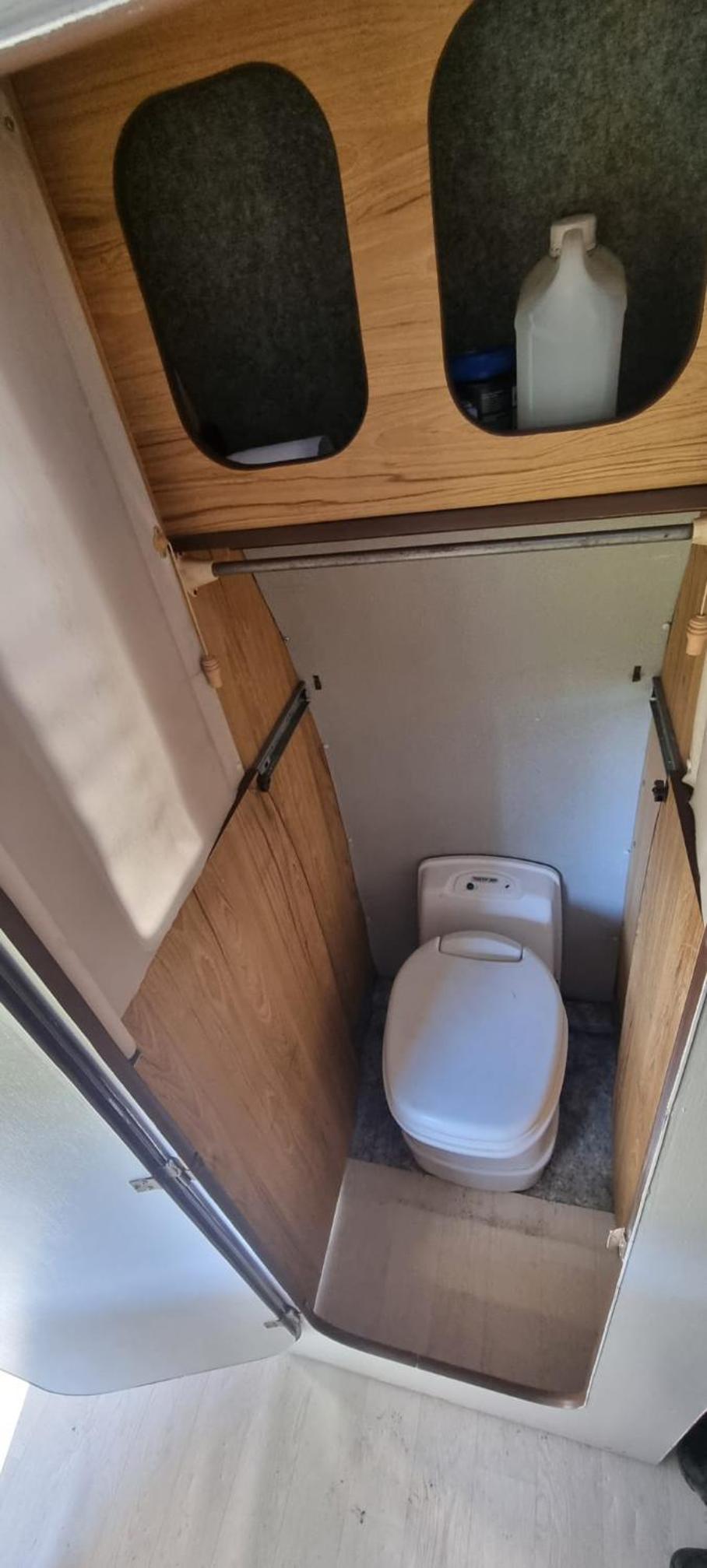 RETRO CAMPER HIRE LTD Campervan Hire Company