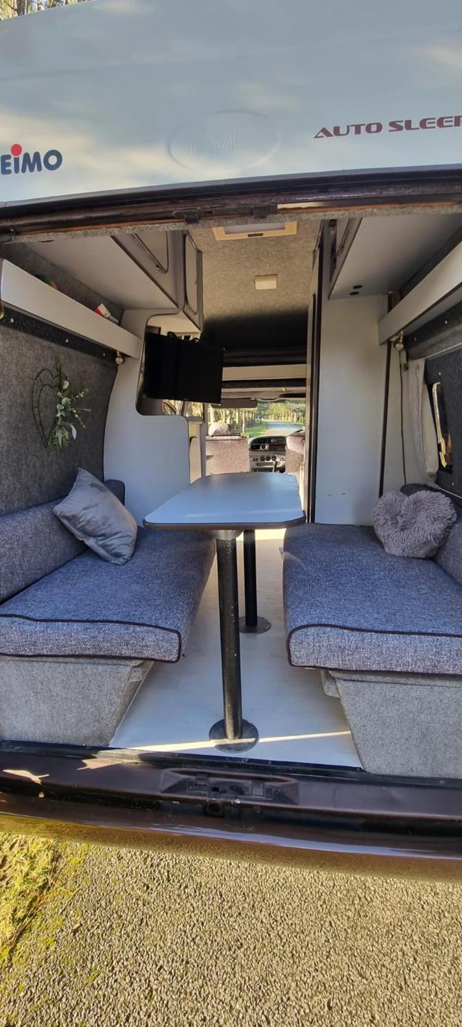 RETRO CAMPER HIRE LTD Campervan Hire Company