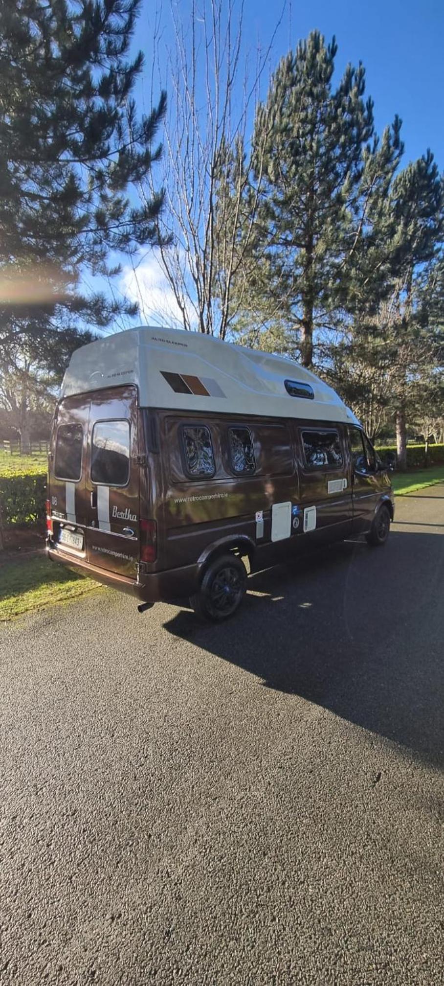 RETRO CAMPER HIRE LTD Campervan Hire Company