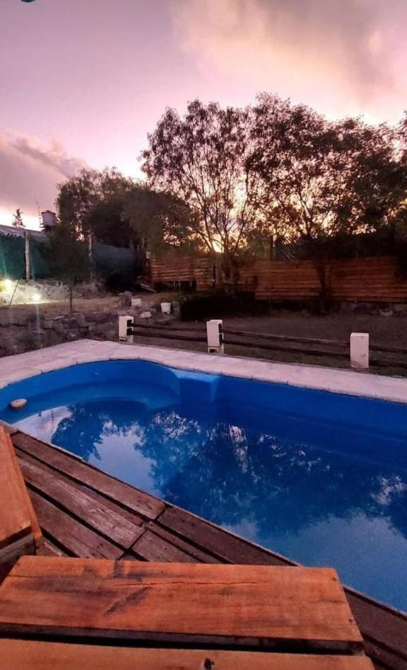 Cabaña con vista al Cerro Arco y la ciudad de Mendoza