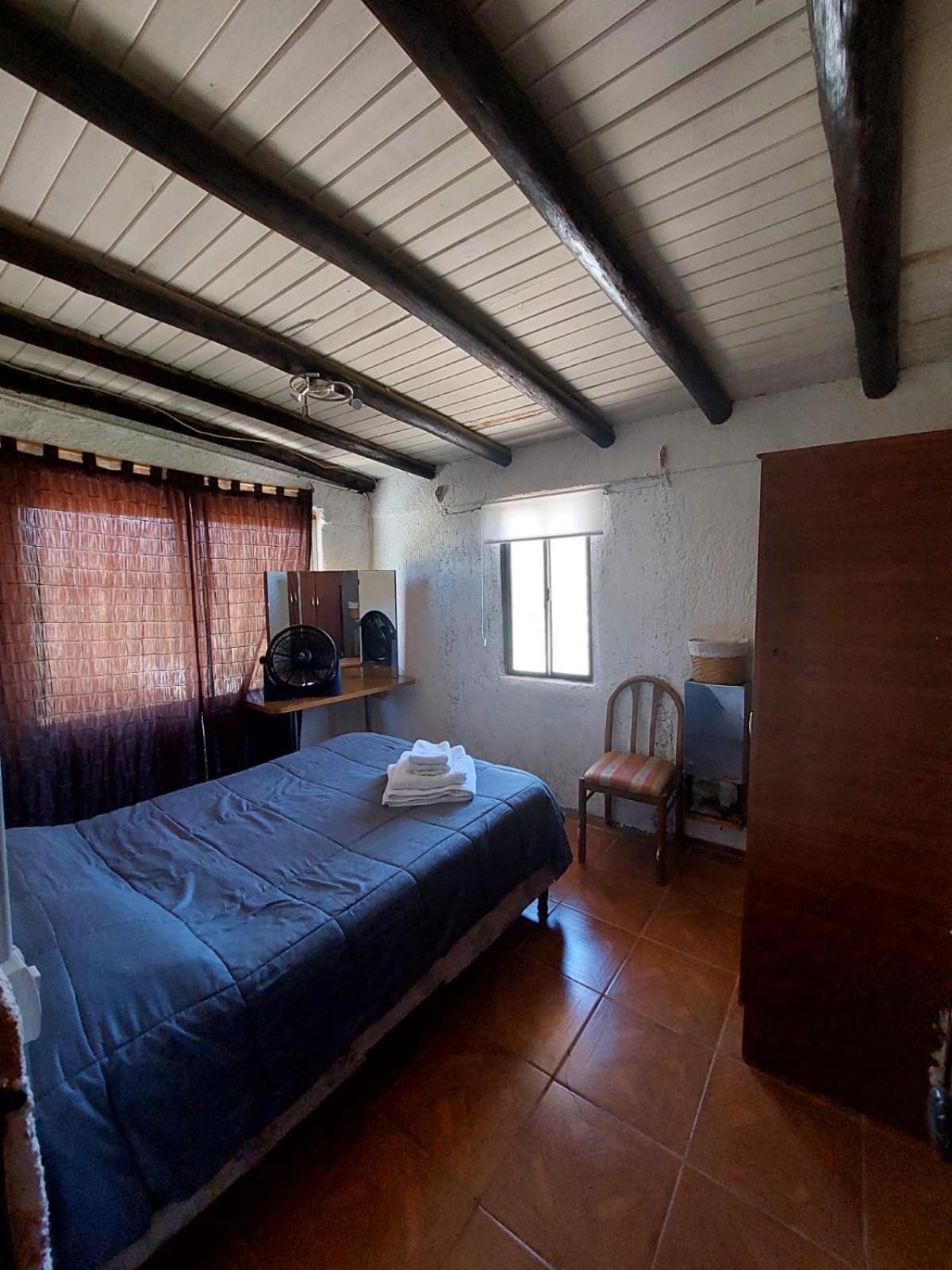 Cabaña con vista al Cerro Arco y la ciudad de Mendoza