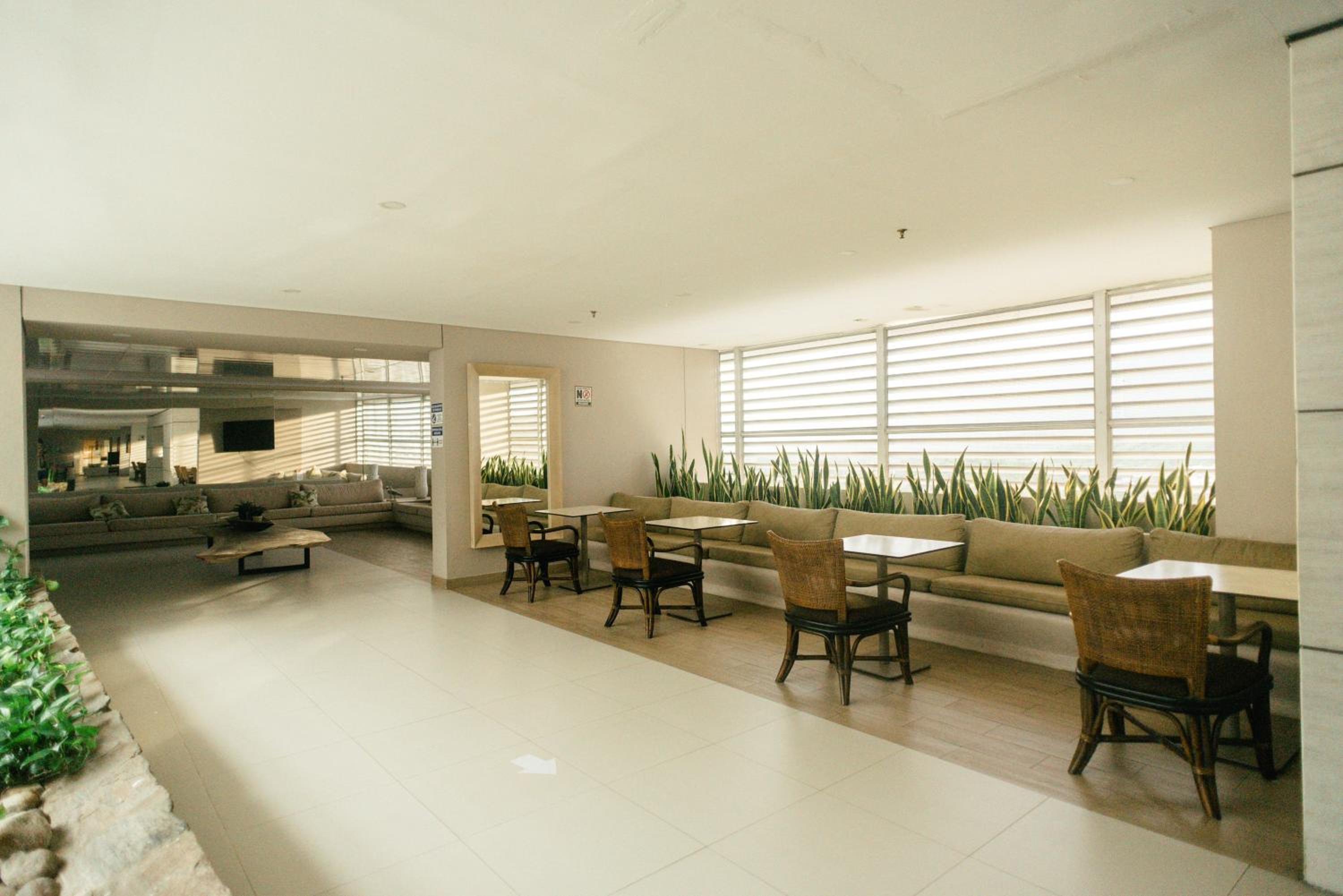 Edificio Reserva del Mar, apartamentos 1618, 1614 y 1714