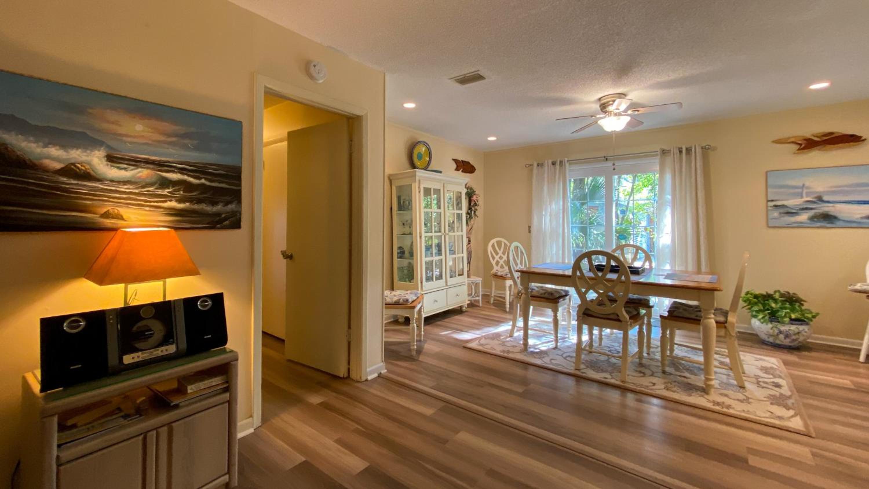 ISLAND PINES home