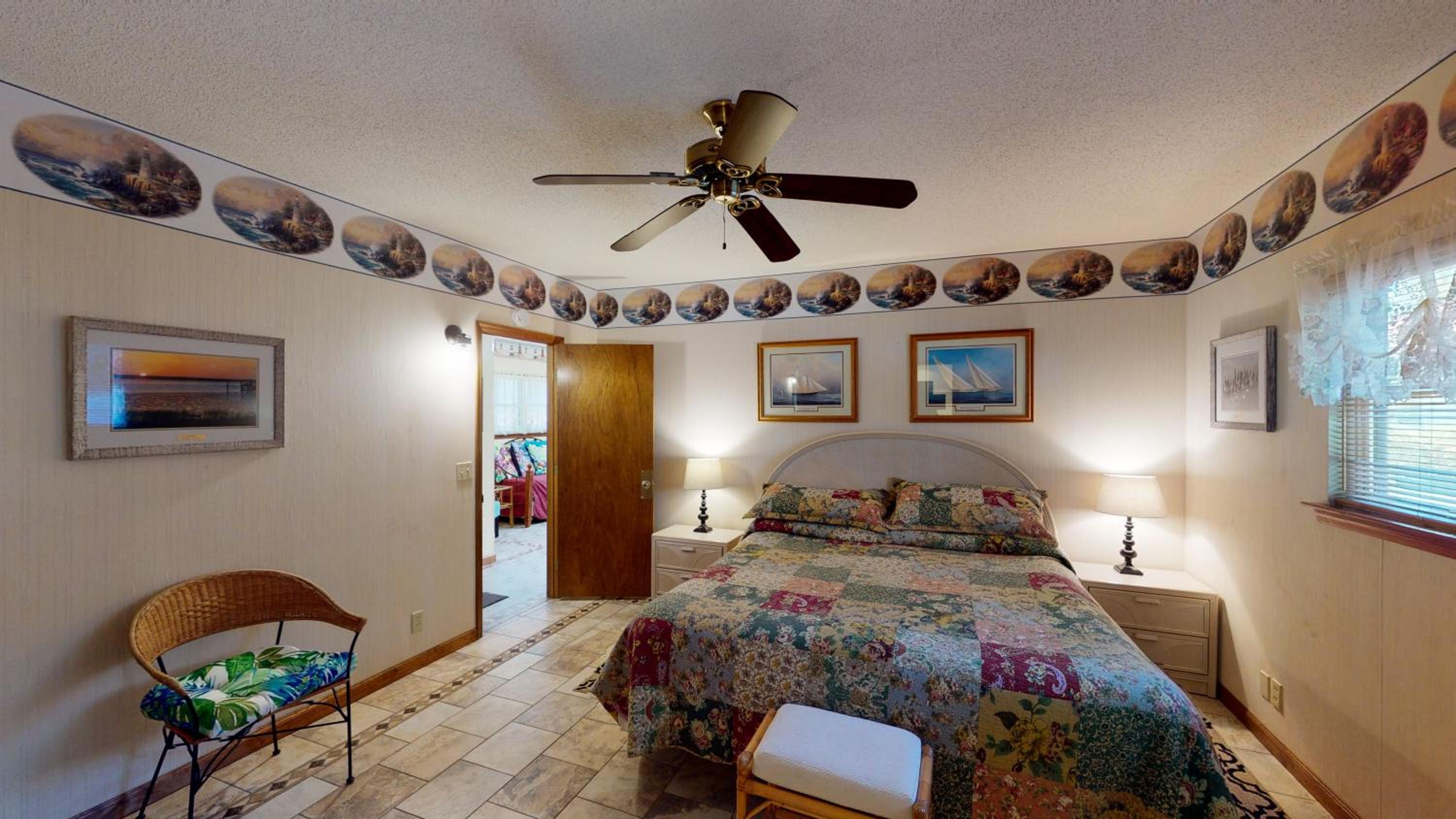 BARRONHAUS home