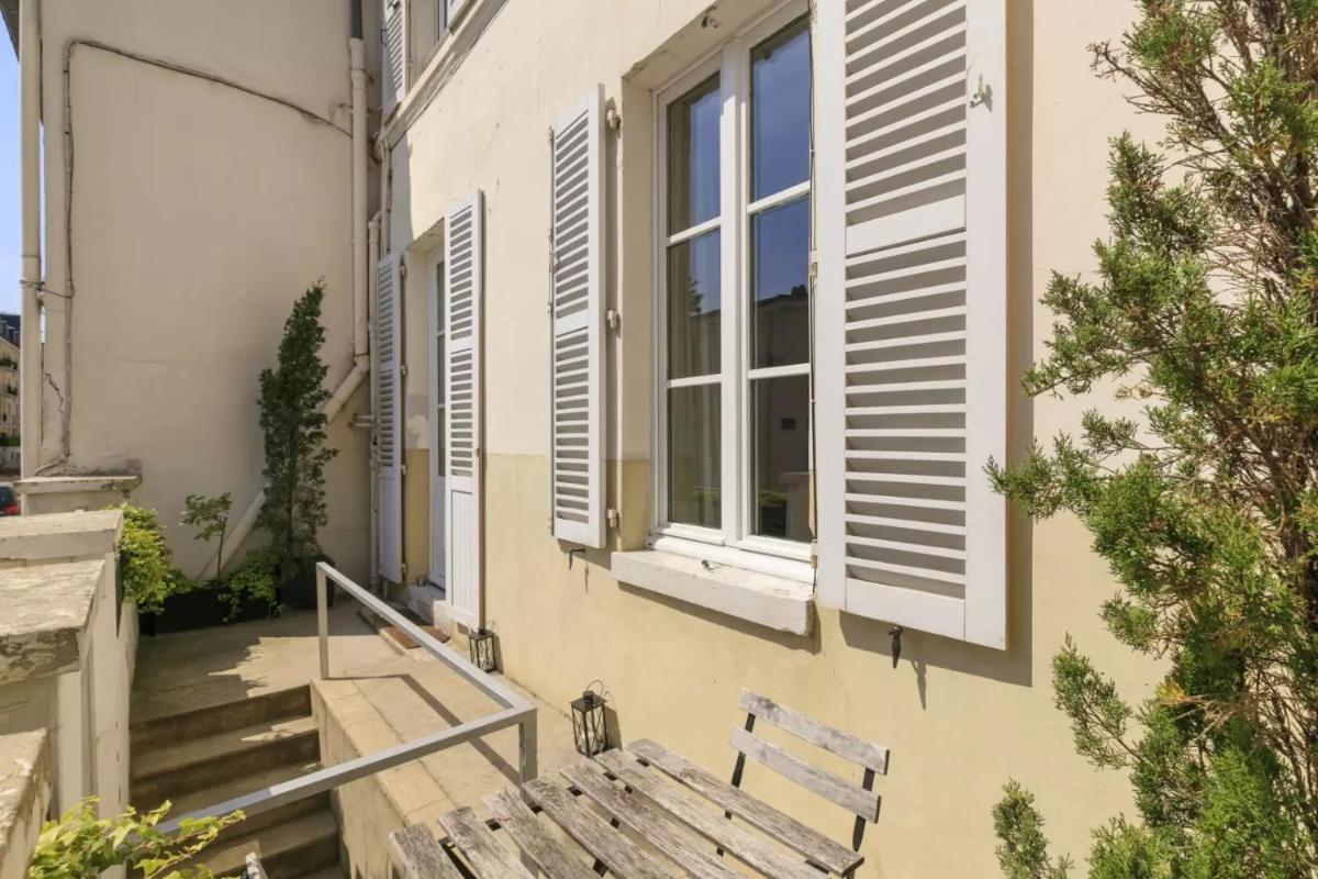 La Terrasse de Mademoiselle