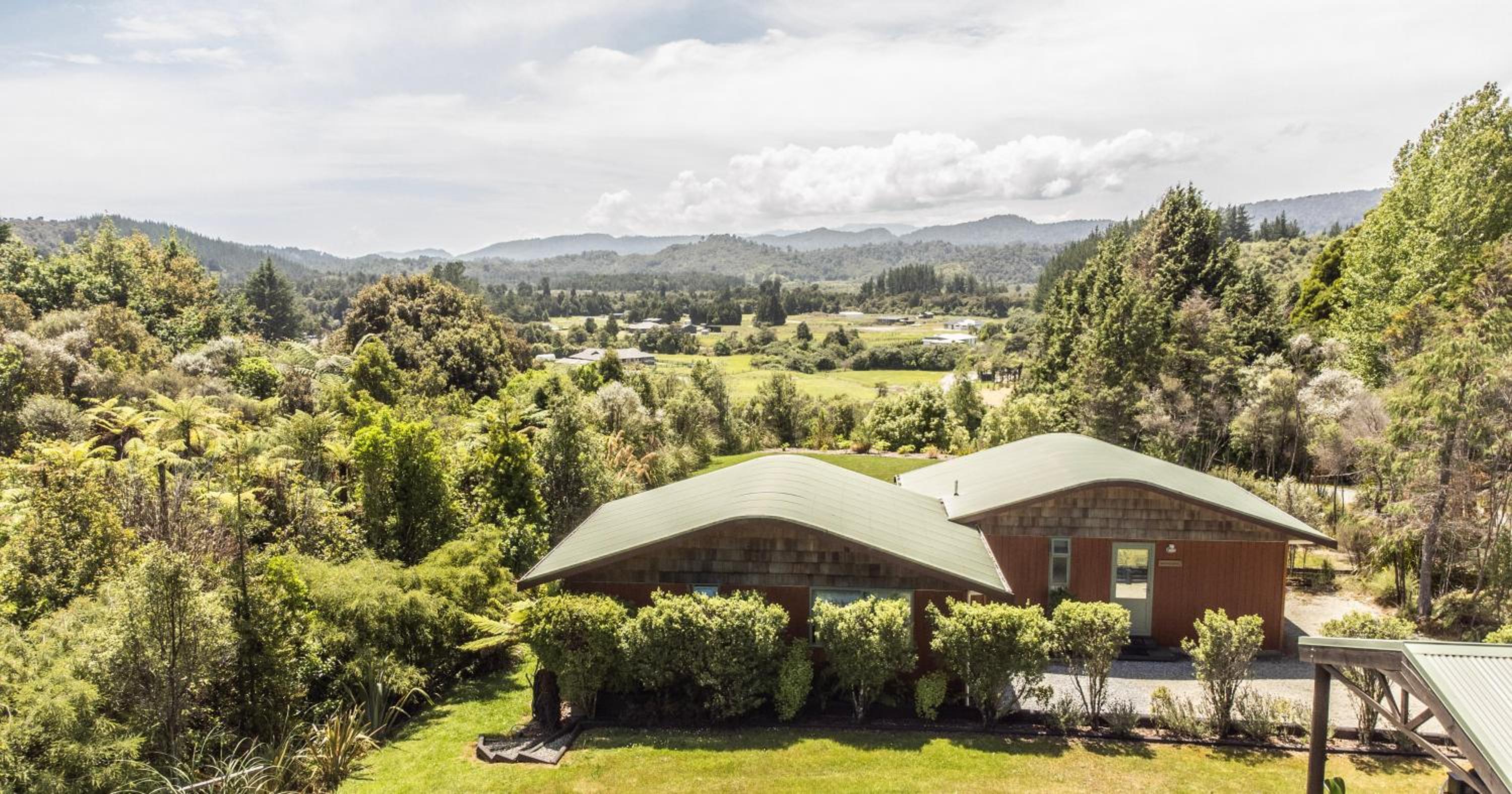 Goldfield Suites view 2