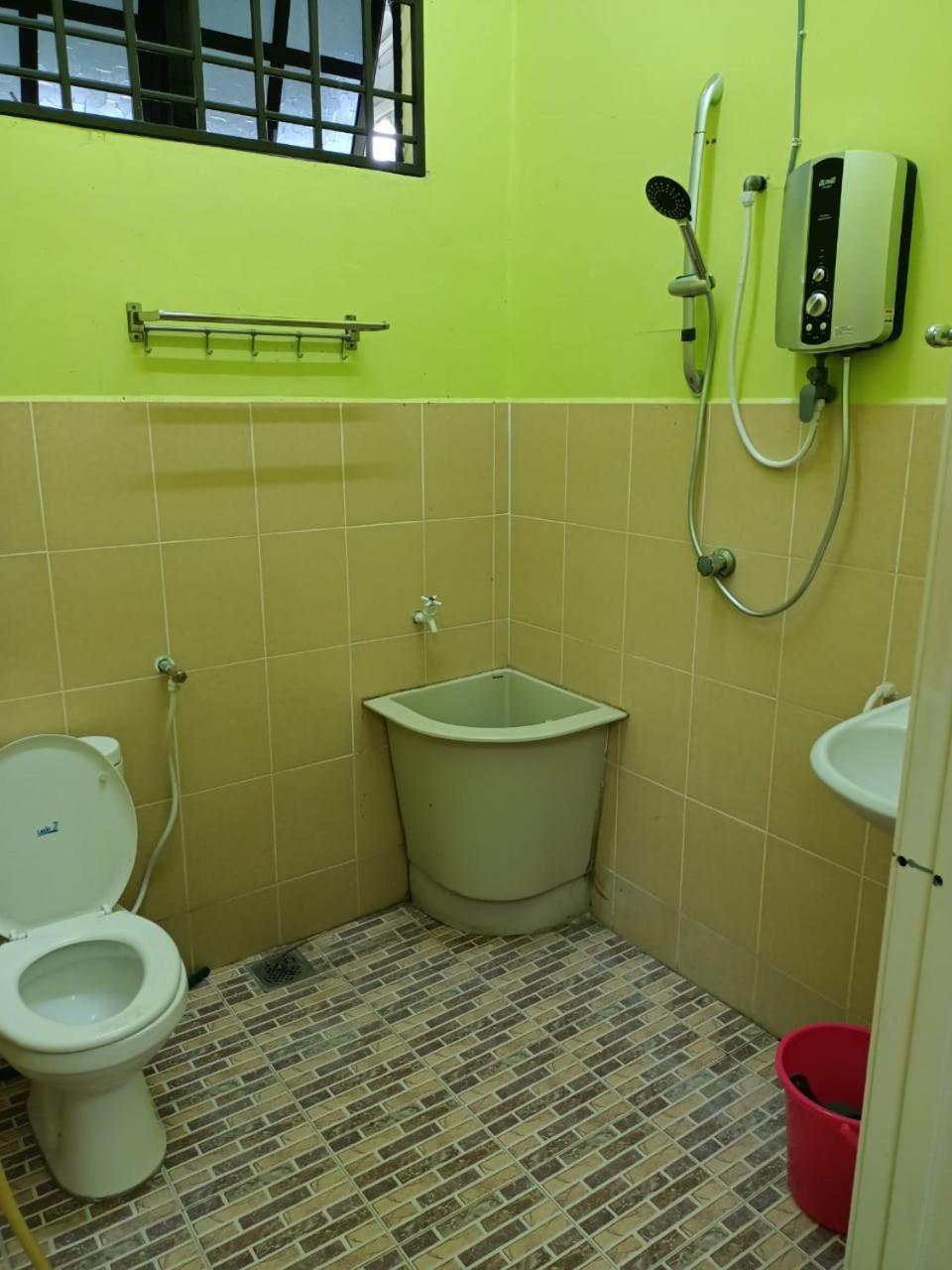 Photo 9