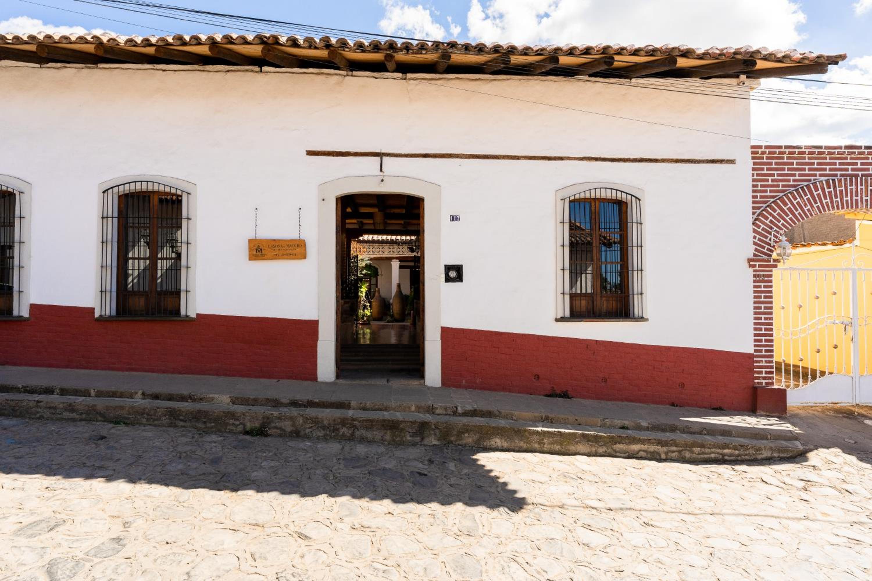 Hotel Casa I. Madero - Image 1