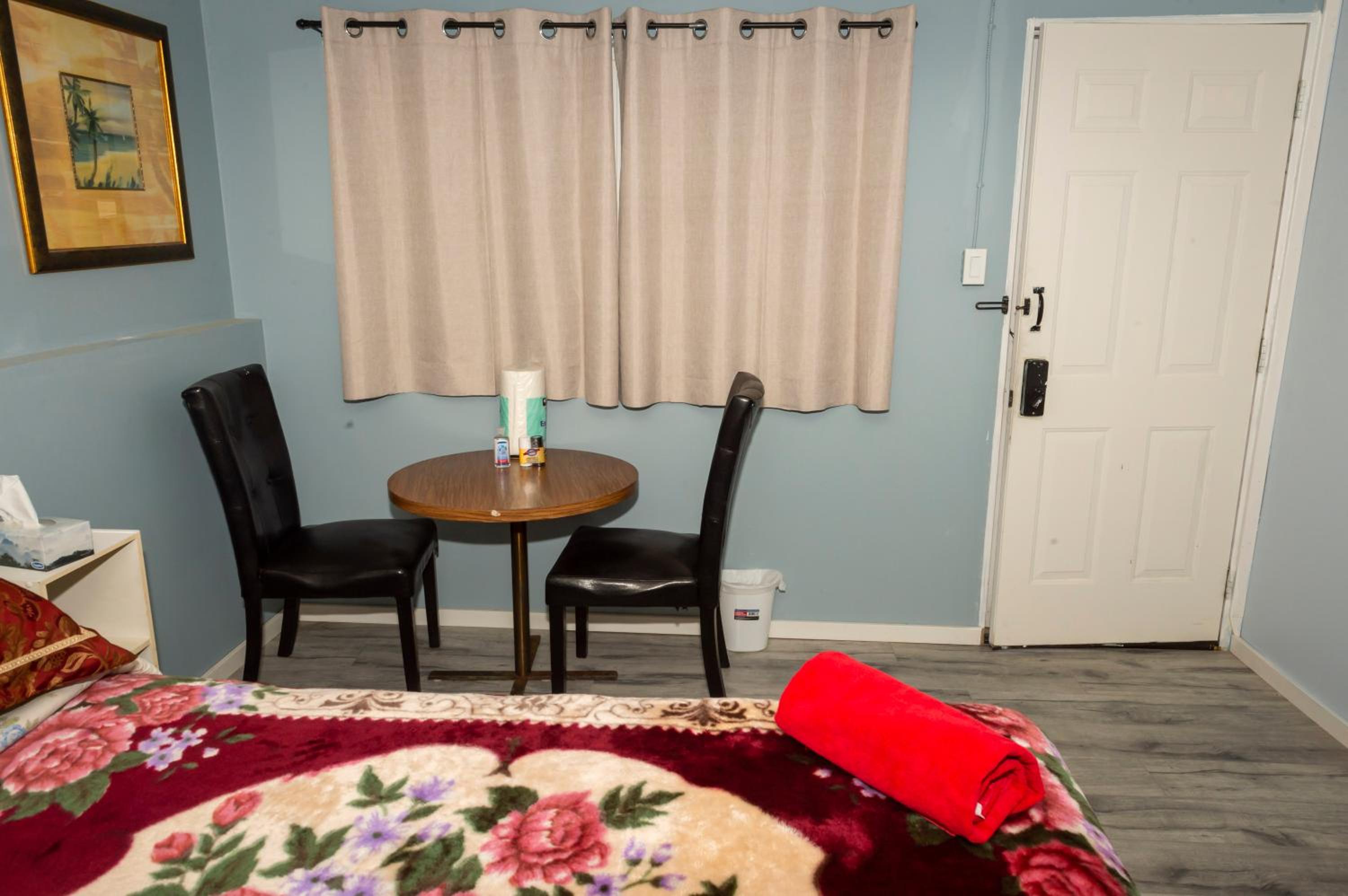 Guest Suite - Private Retreat - J-1