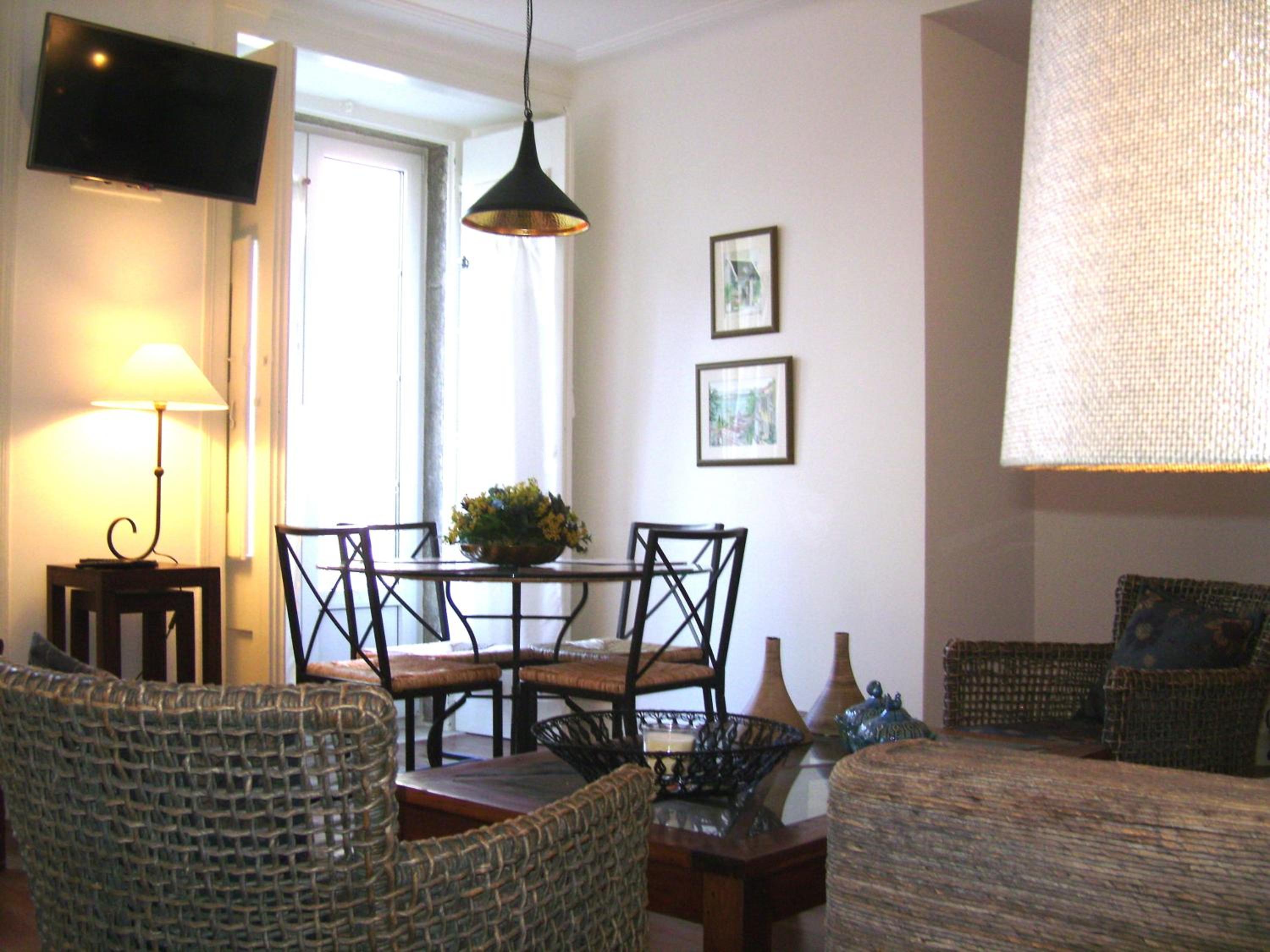 Elegant S.Miguel Apartment view 5