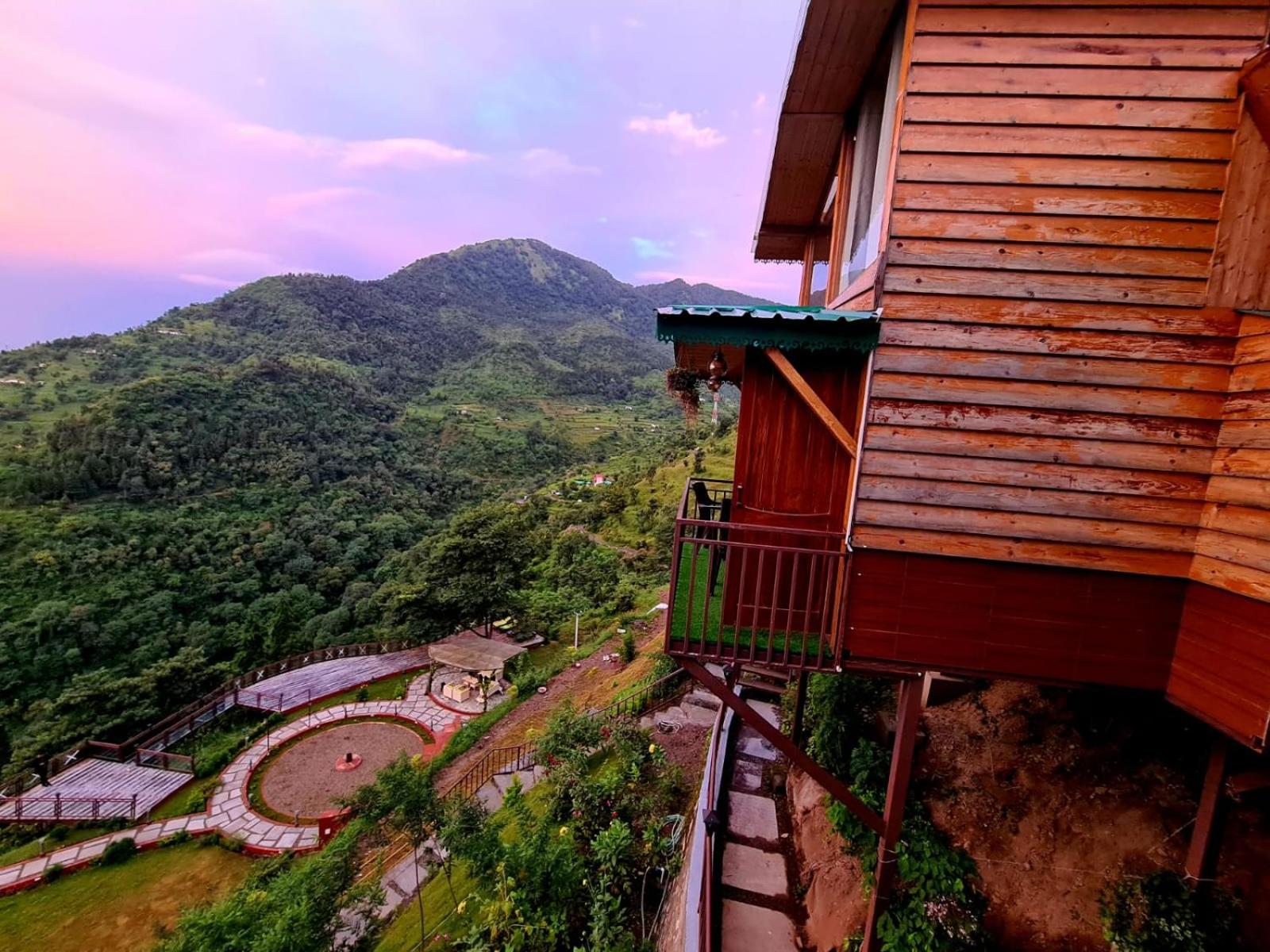Atulyam, Pangot view 5