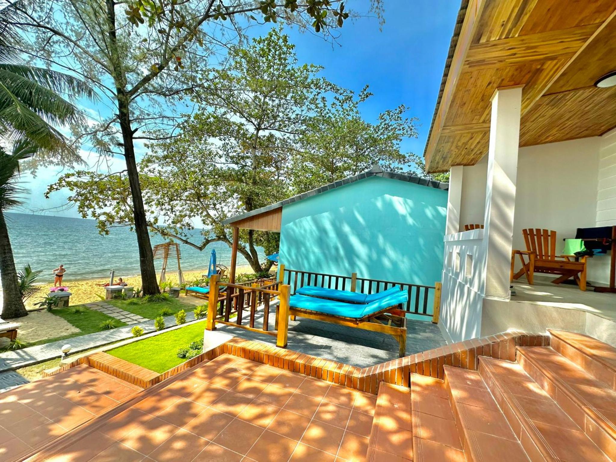 Orange Resort