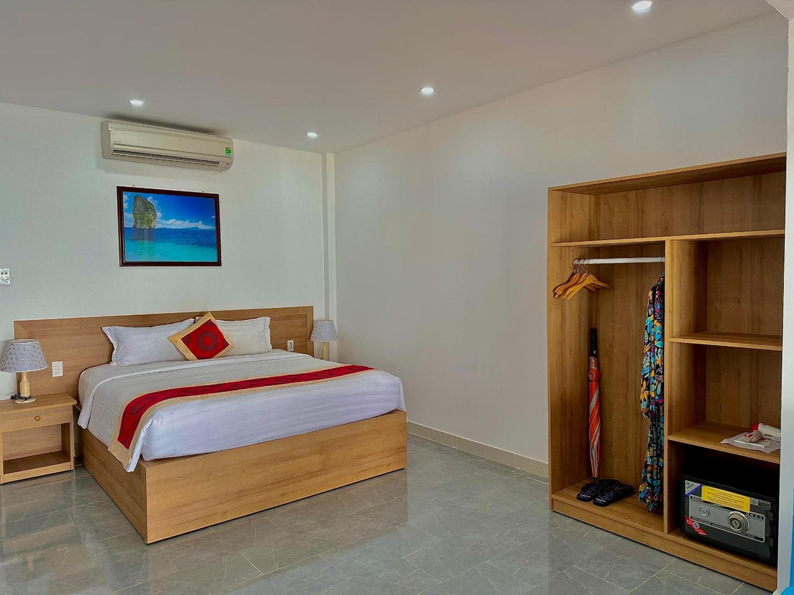 Orange Resort
