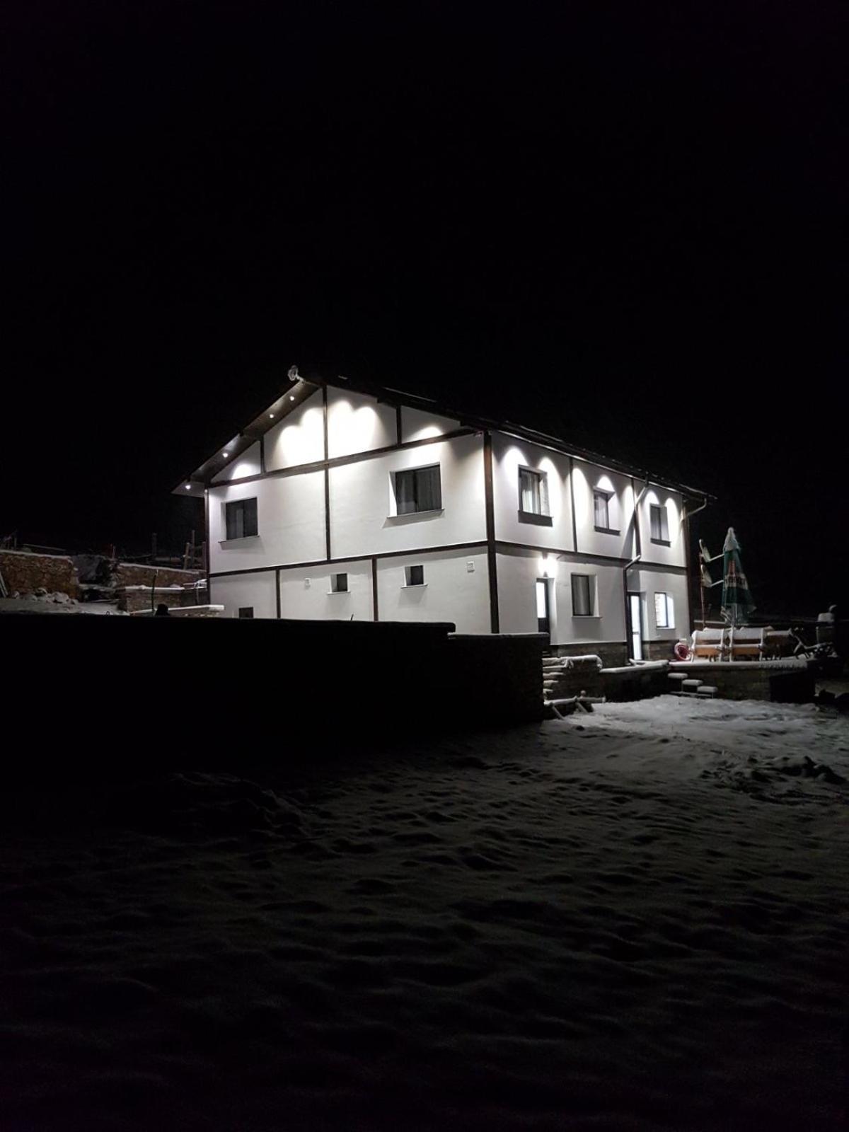 Photo 34