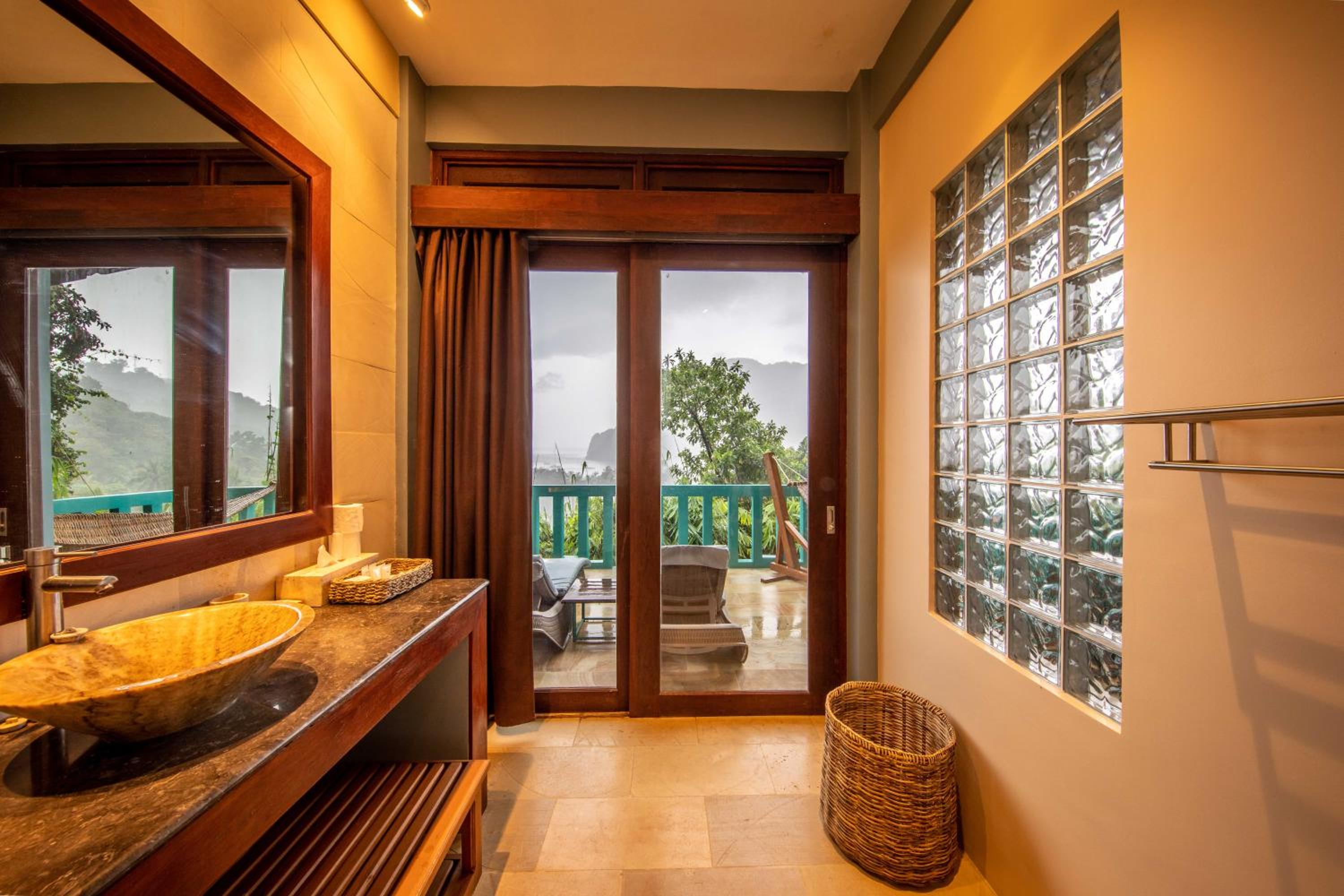 Karuna El Nido Villas — photo 39