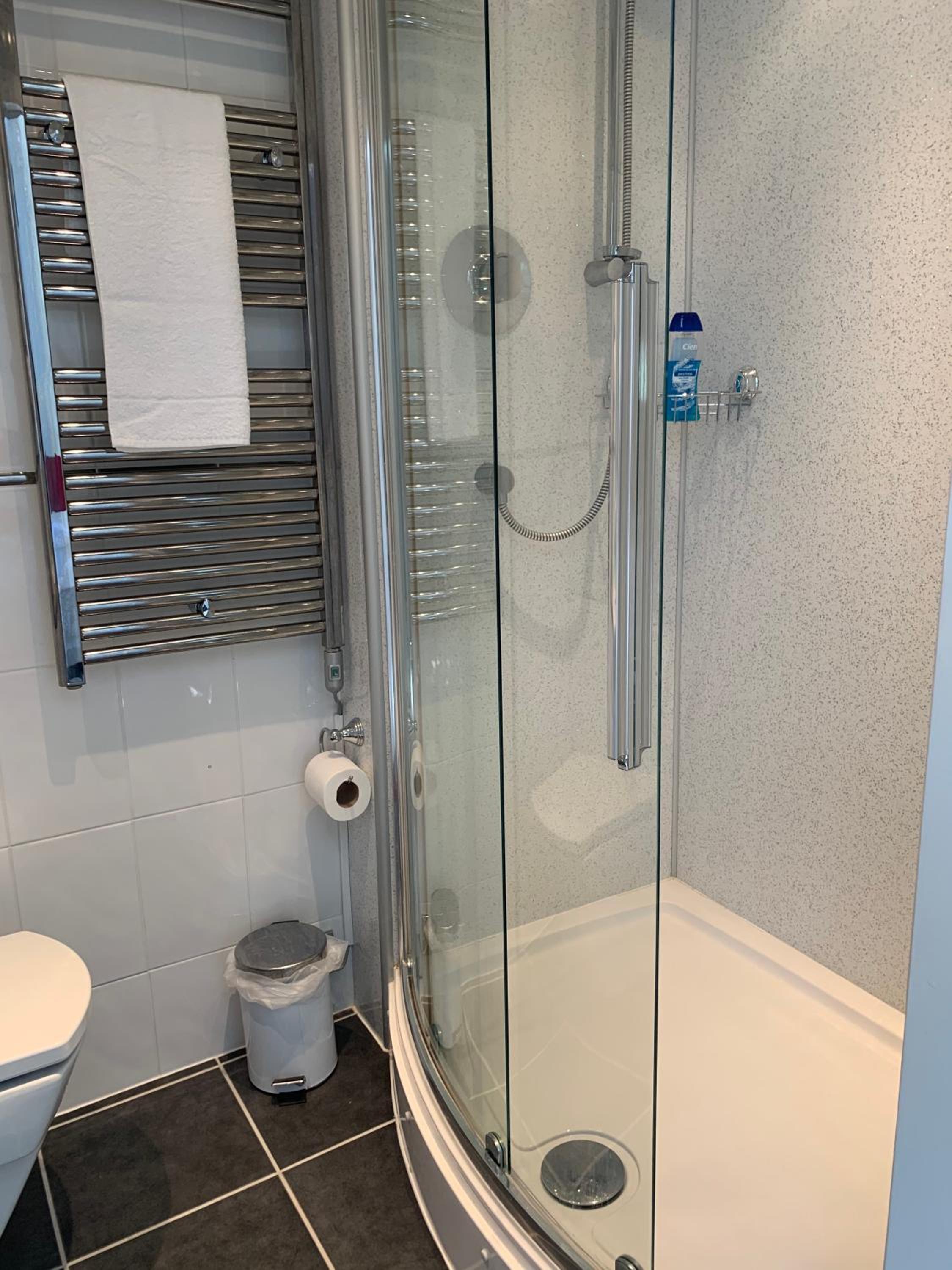 Lower Winsford Apartments & Rooms