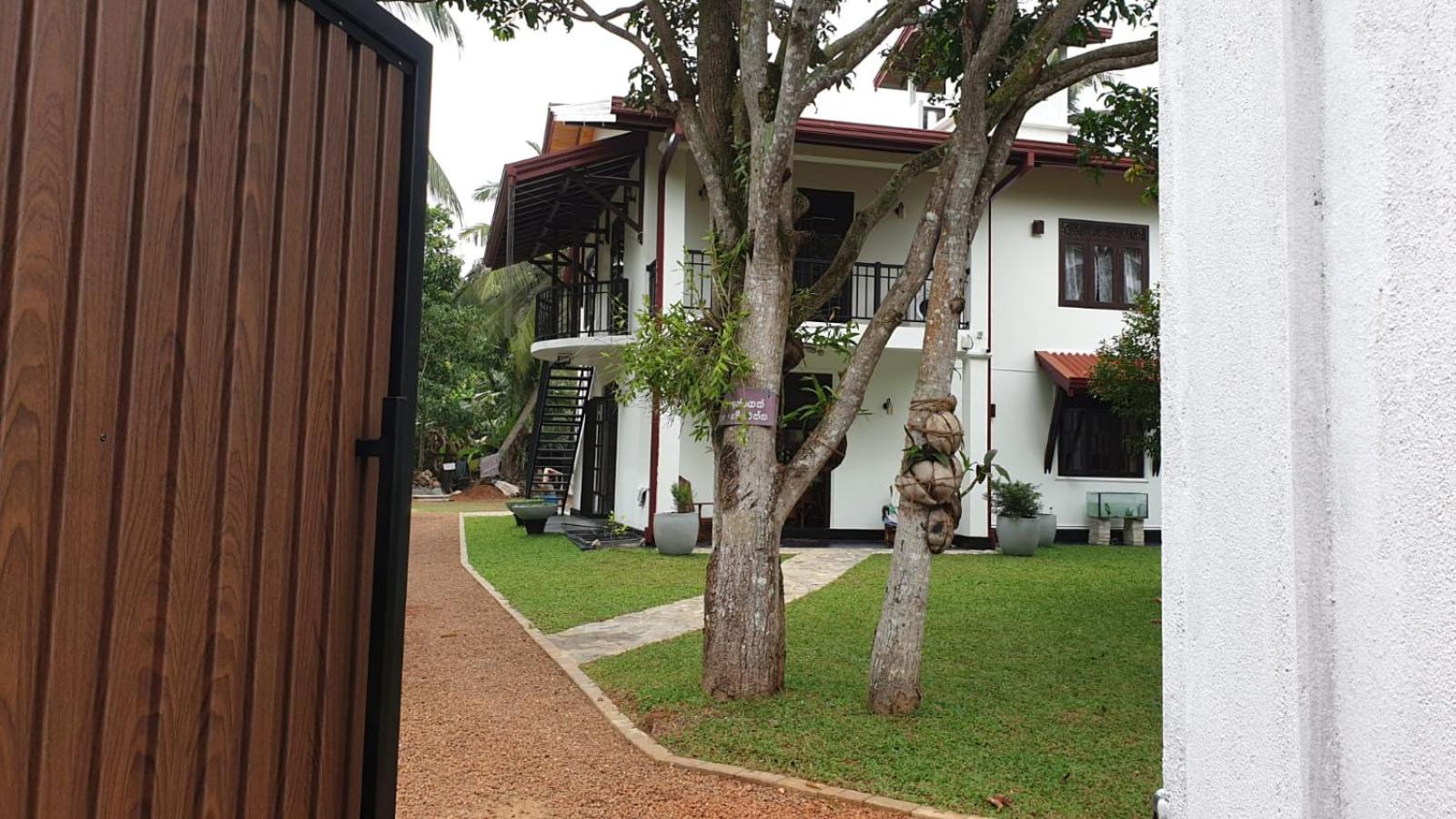 Chenu Villa Hikka view 2