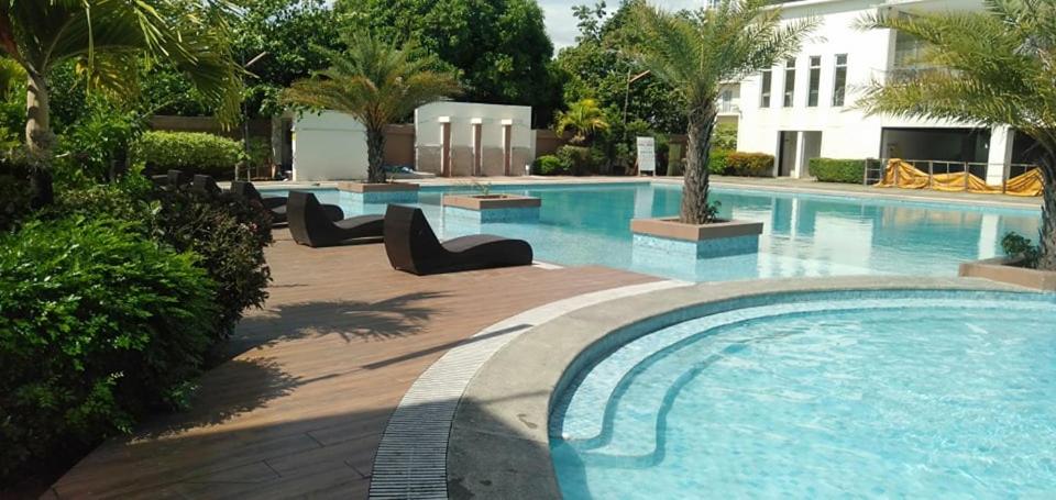 Night Blink Staycation And Rentals