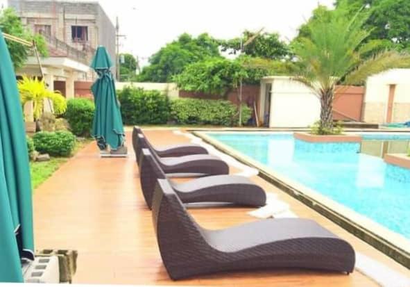 Night Blink Staycation And Rentals