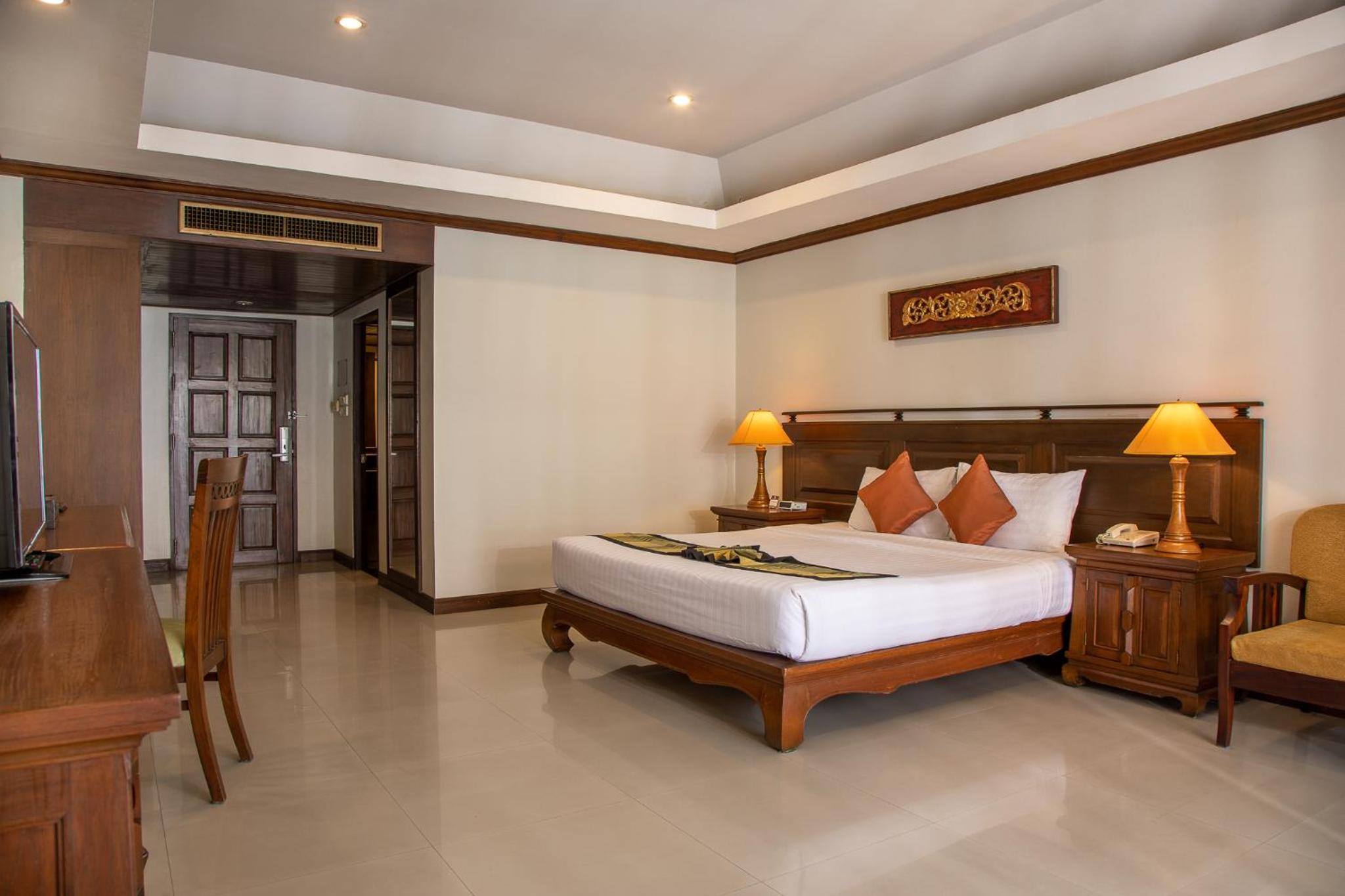Avalon Beach Resort Pattaya