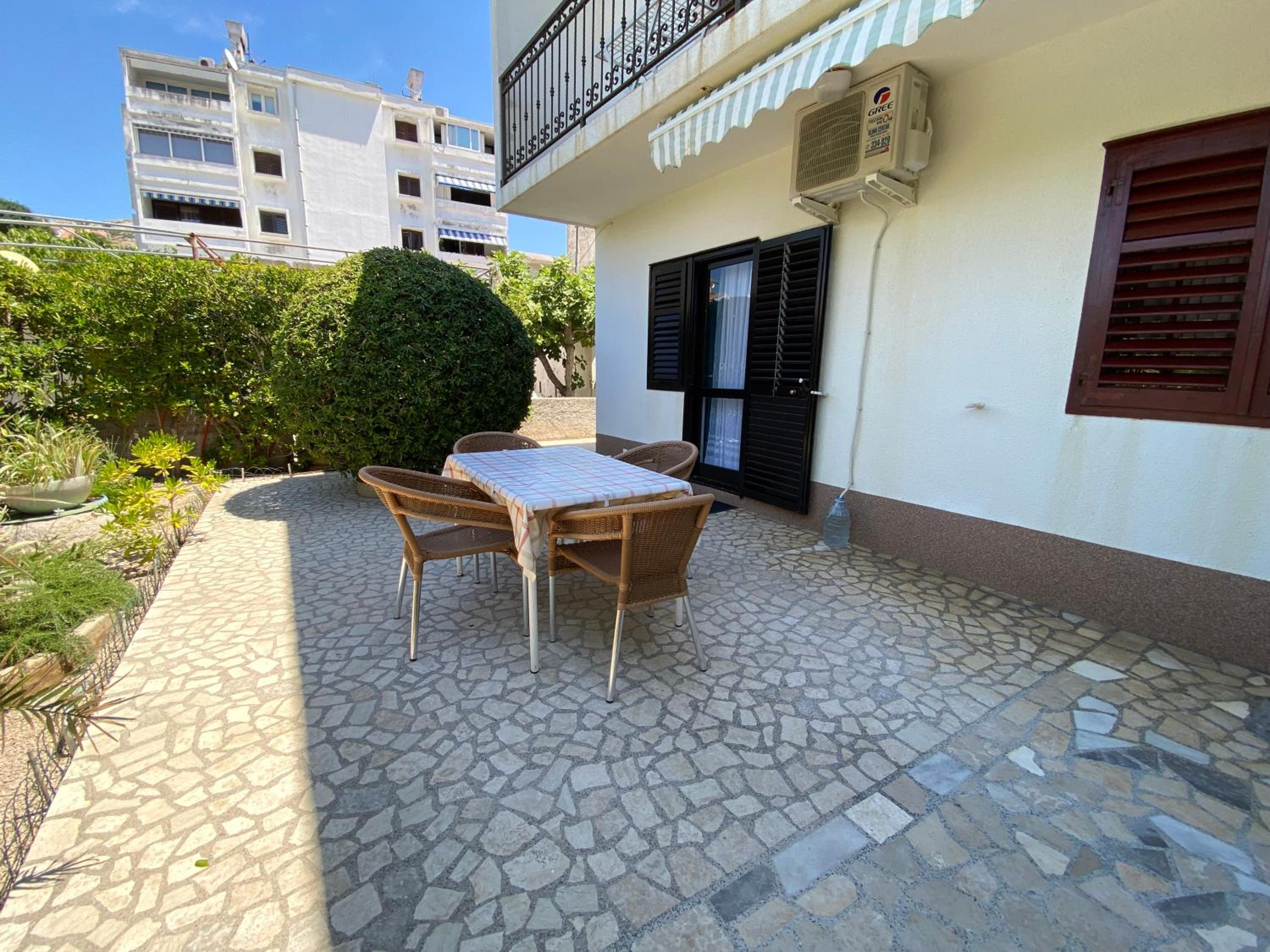 Apartments Luna