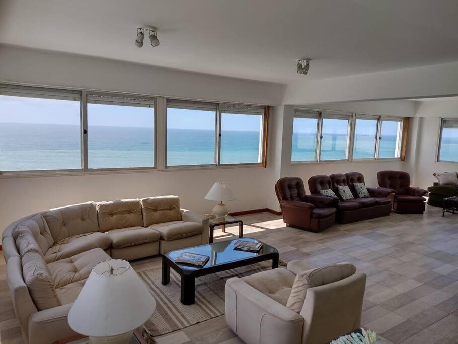Hermoso Departamento al Mar - Solo Familias -USD 180 x noche -Blue-