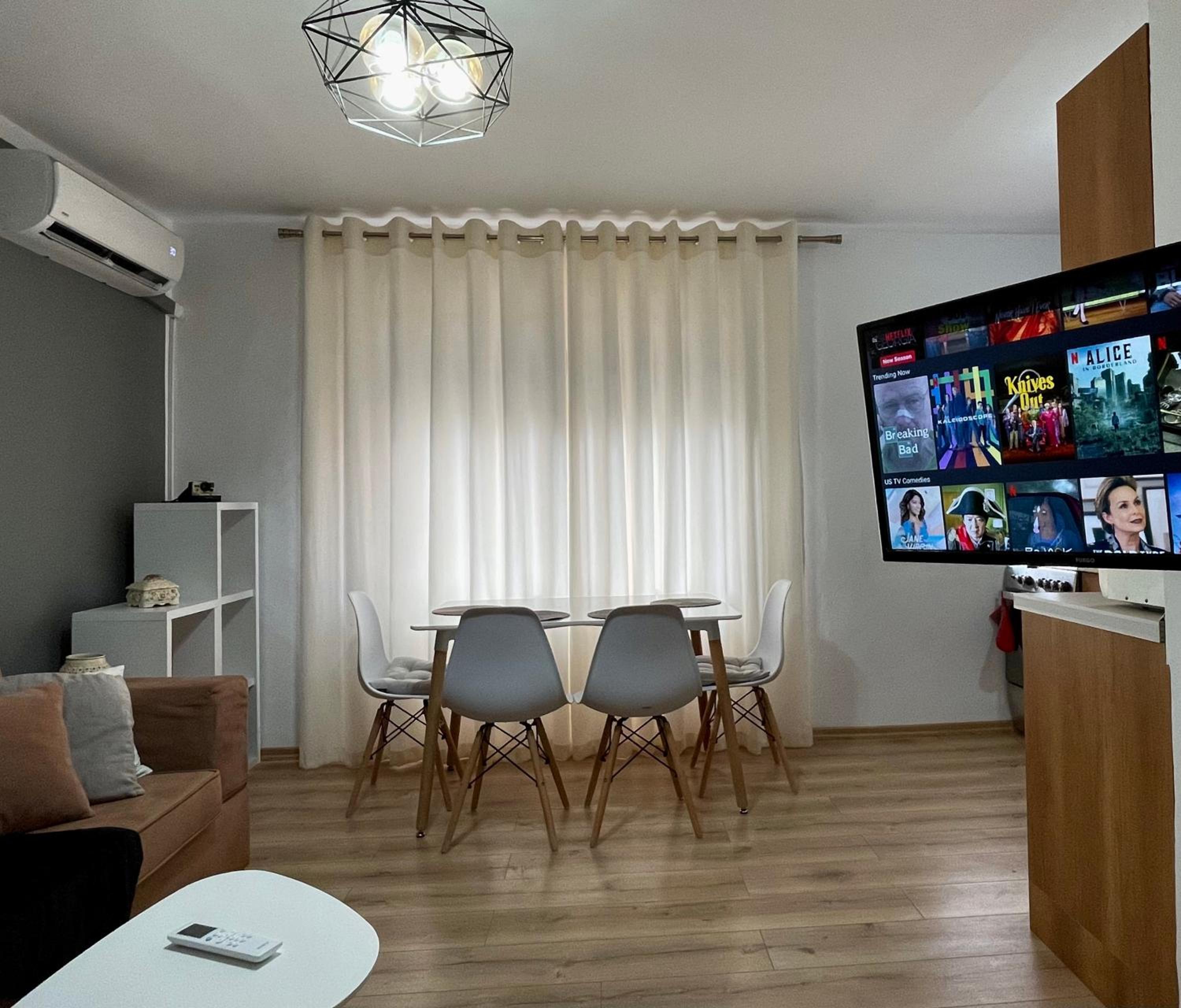 Luel Central Apartament
