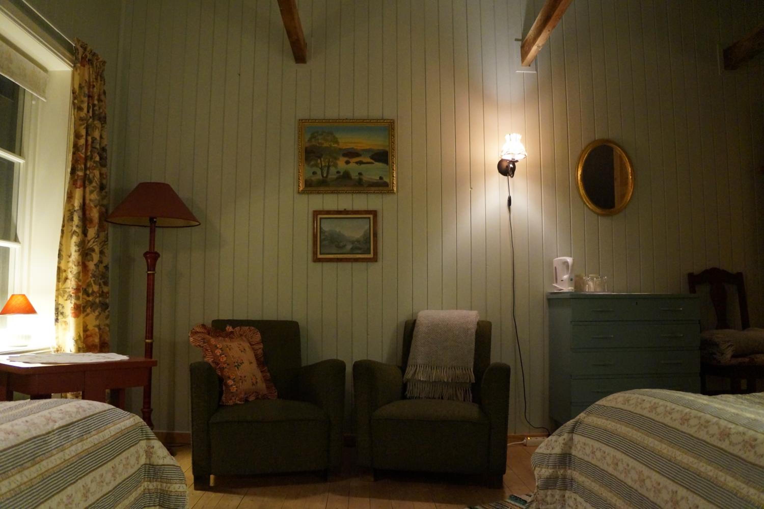 Photo 7